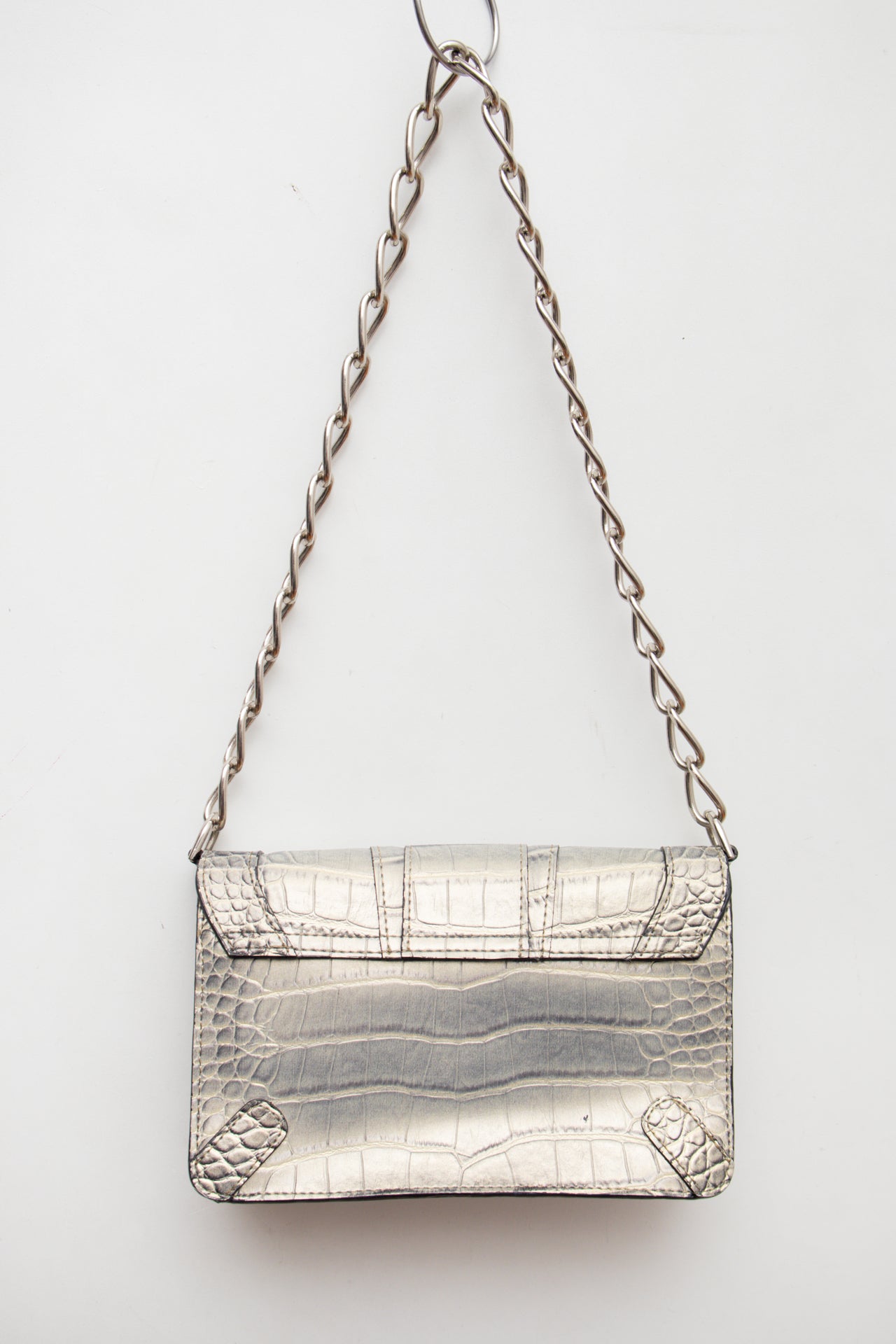 #253 Crocodile print *grey guess bag | c. 159