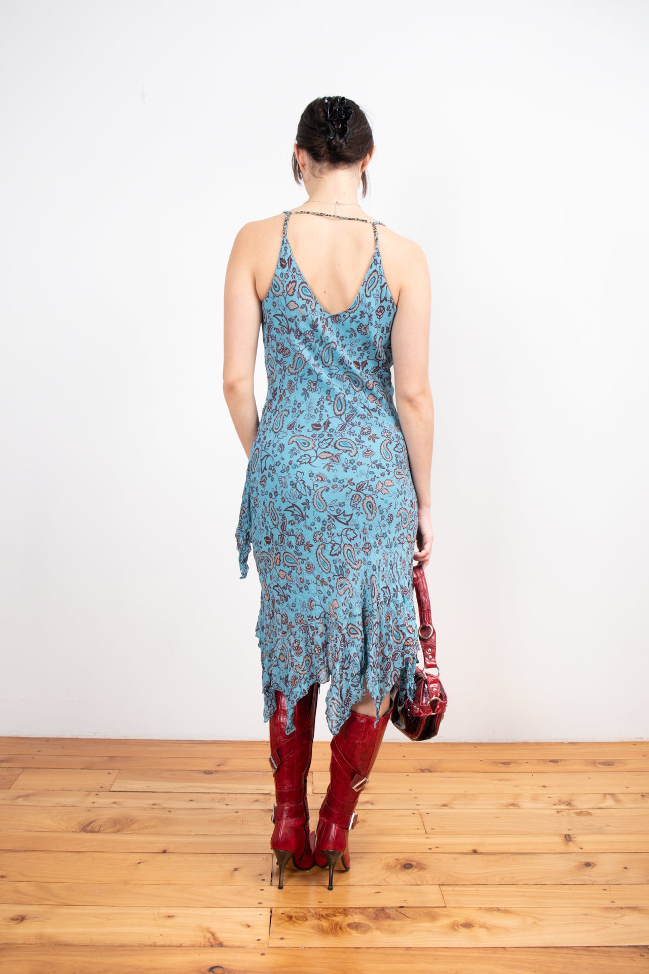 #144 Eva Blue beaded paisley dress | c. 159 | size 12
