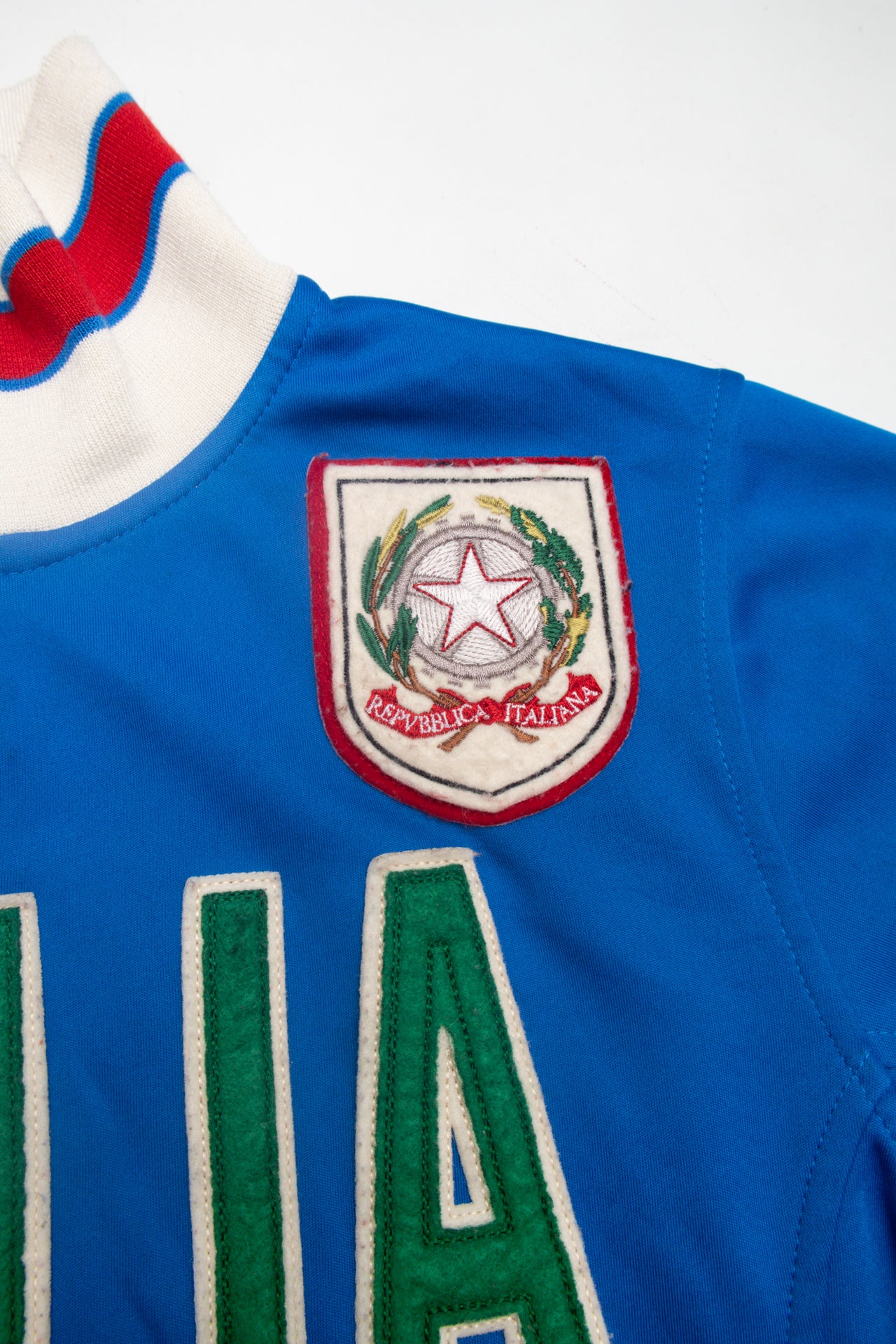 #134 Italia embroidered track jacket *Blue | c. 153 | Size 10