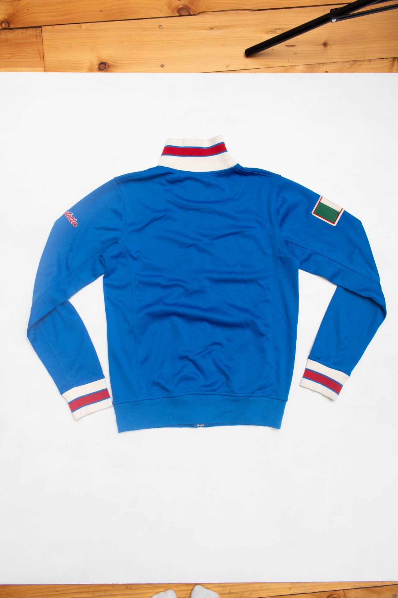 #134 Italia embroidered track jacket *Blue | c. 153 | Size 10
