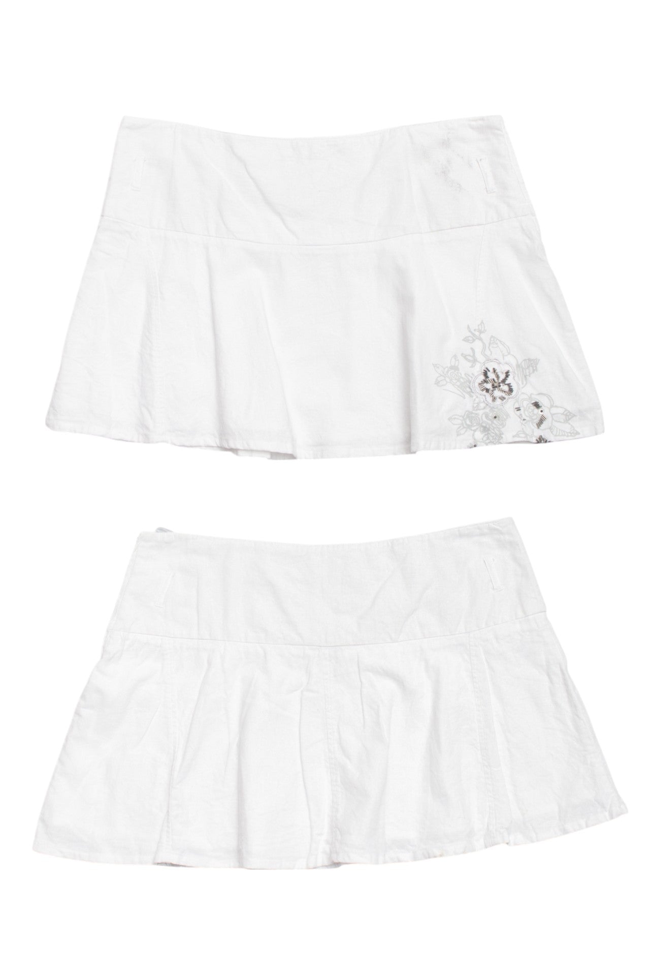 #150 M&S Linen white mini w beading | c. 153 | Size 16