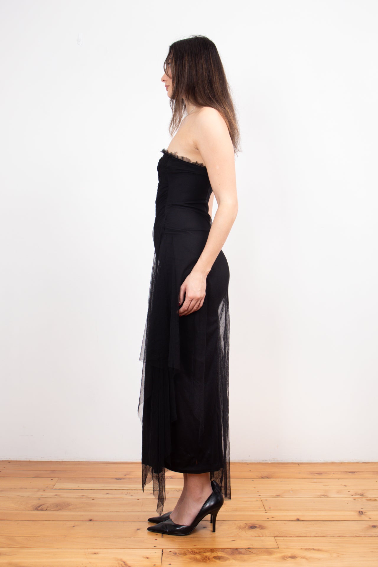 #20 Made in Canada strapless rosetted maxi dress | c. 160 | size 8