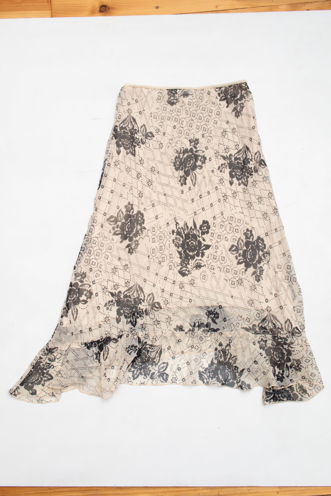 #160 Sheer lined beige pattern midi | c. 153 | Size 10