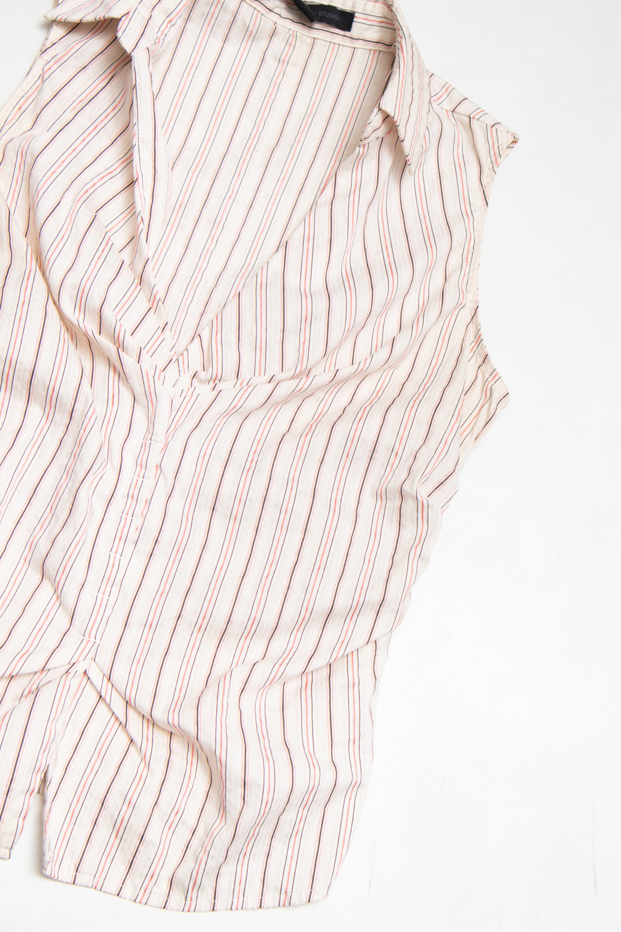 #68 Express Design Studio pinstripe blouse | c. 160 | size 12