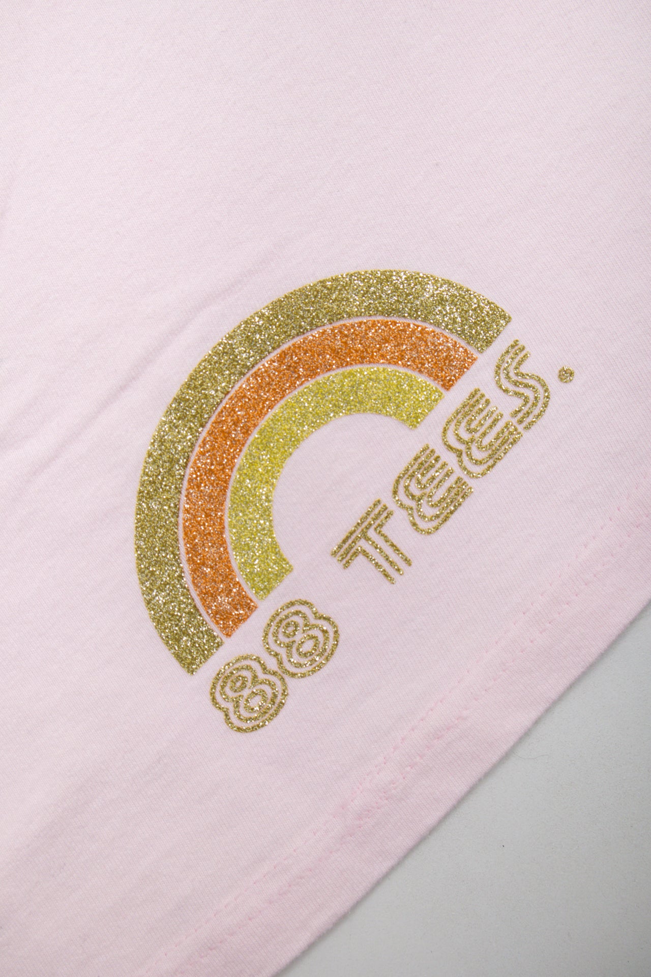 #26 88Tess Sparkly Rainbow Baby Tee | C. 146 | Size 6/8