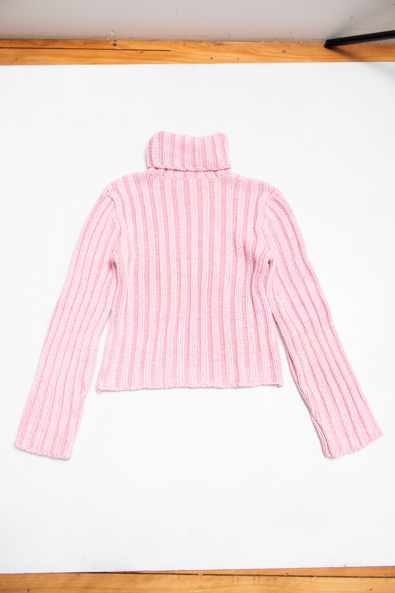 #142 Spot pink turtle neck jumper | c. 160 | size 10