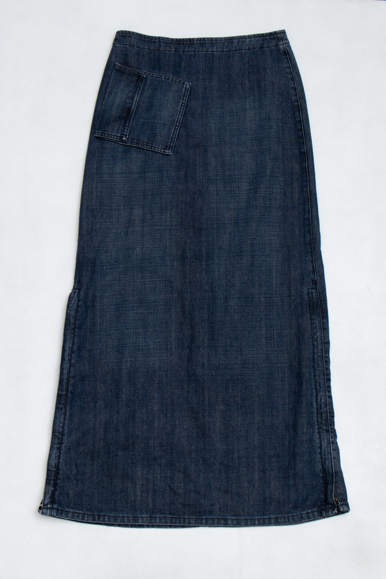 #47 Maxi Dark Wash Pocket Skirt | Emma At The Olympics | Size 6/8