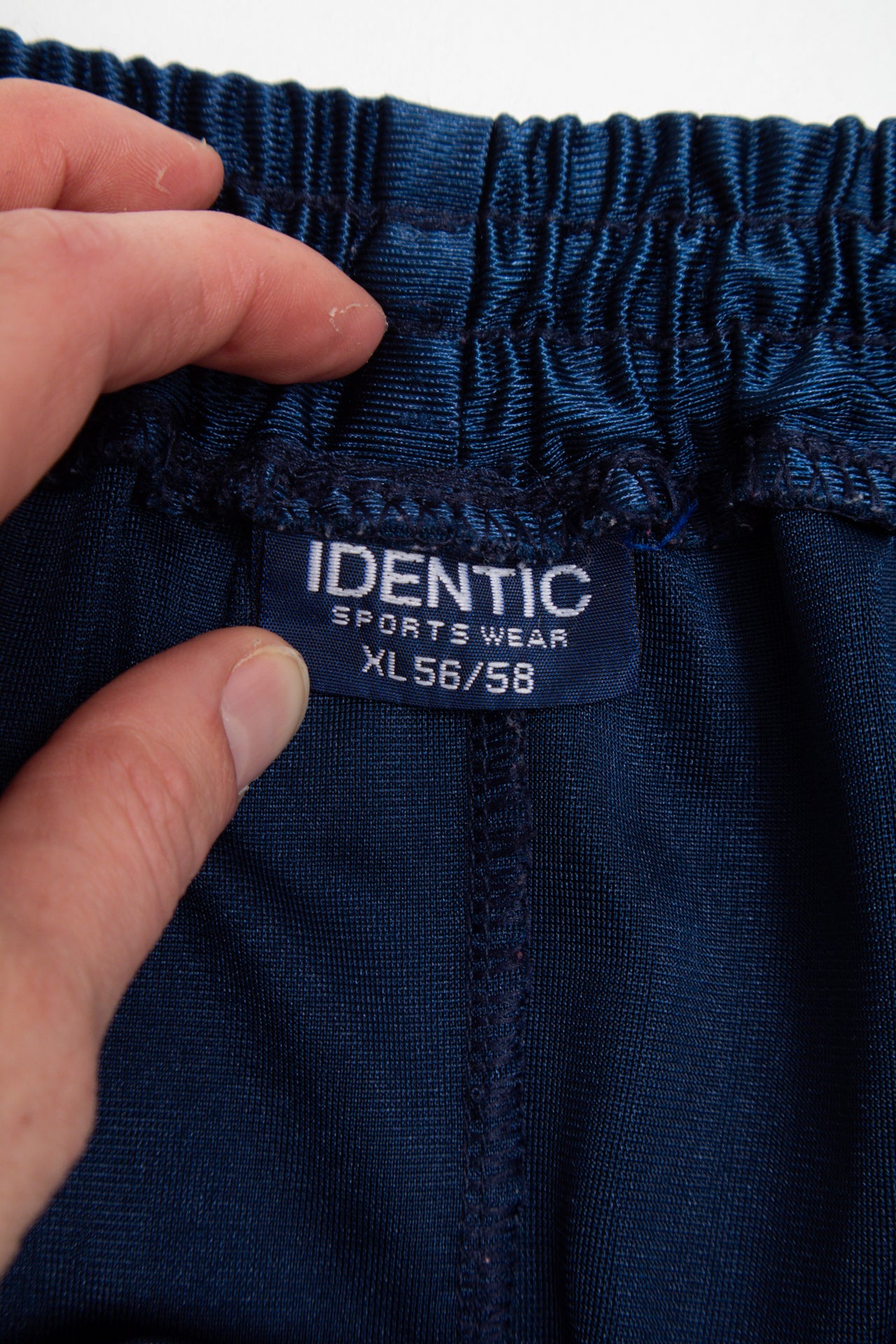 #162 Identic 96 red/blue shorts | c. 160 | size 10/12