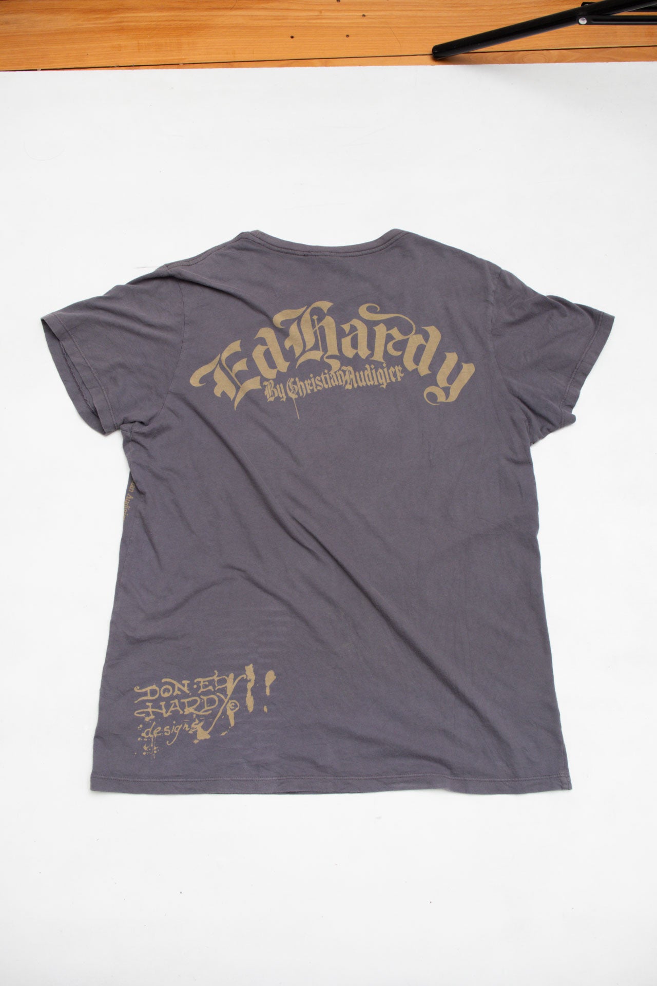 #66 USA Ed Hardy Grey Tee | C.154 | Size 12