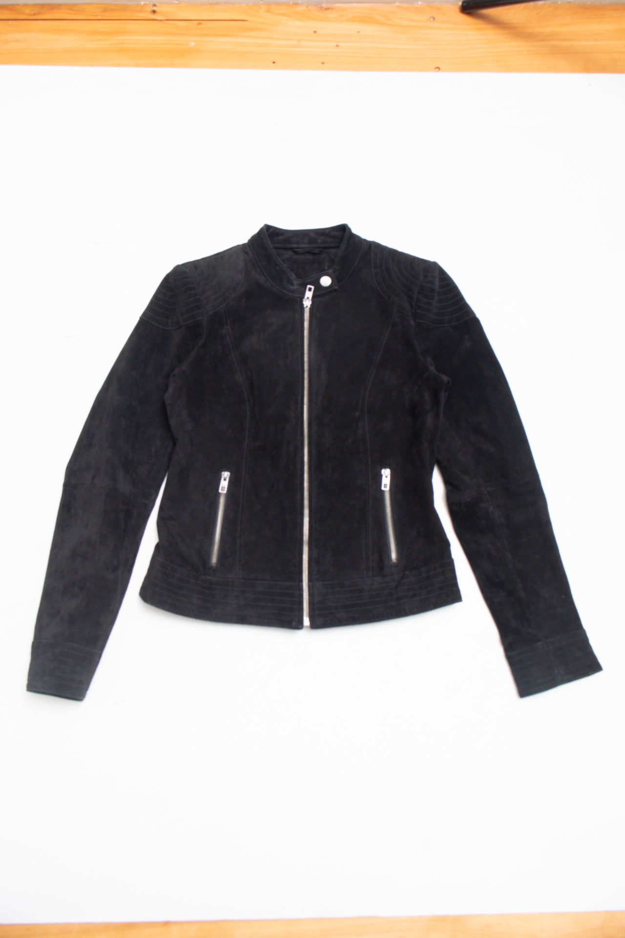 #181 black zip up *leather jacket | c. 160 | size 8