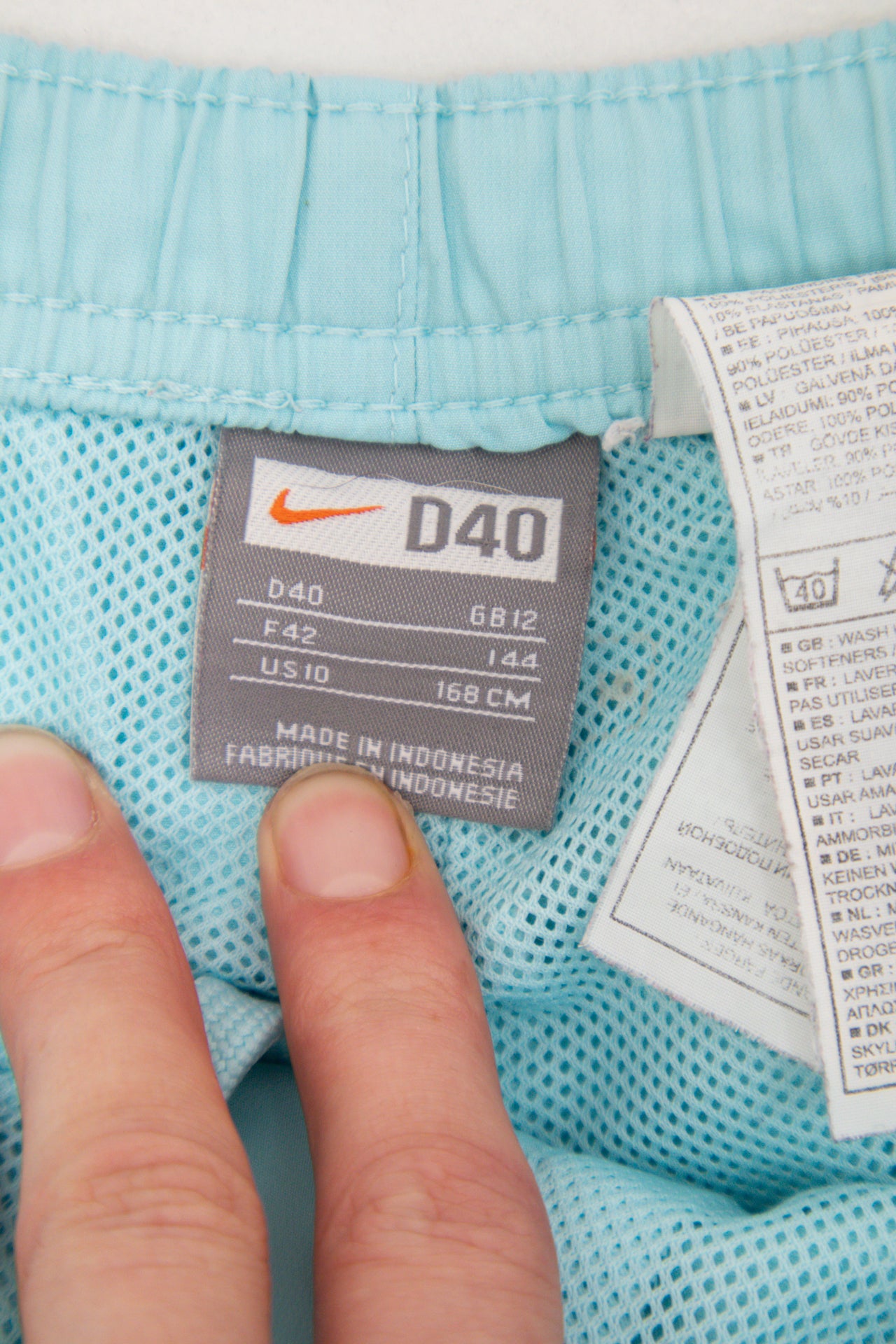 #193 Nike light blue track pants | c. 160 | size 10