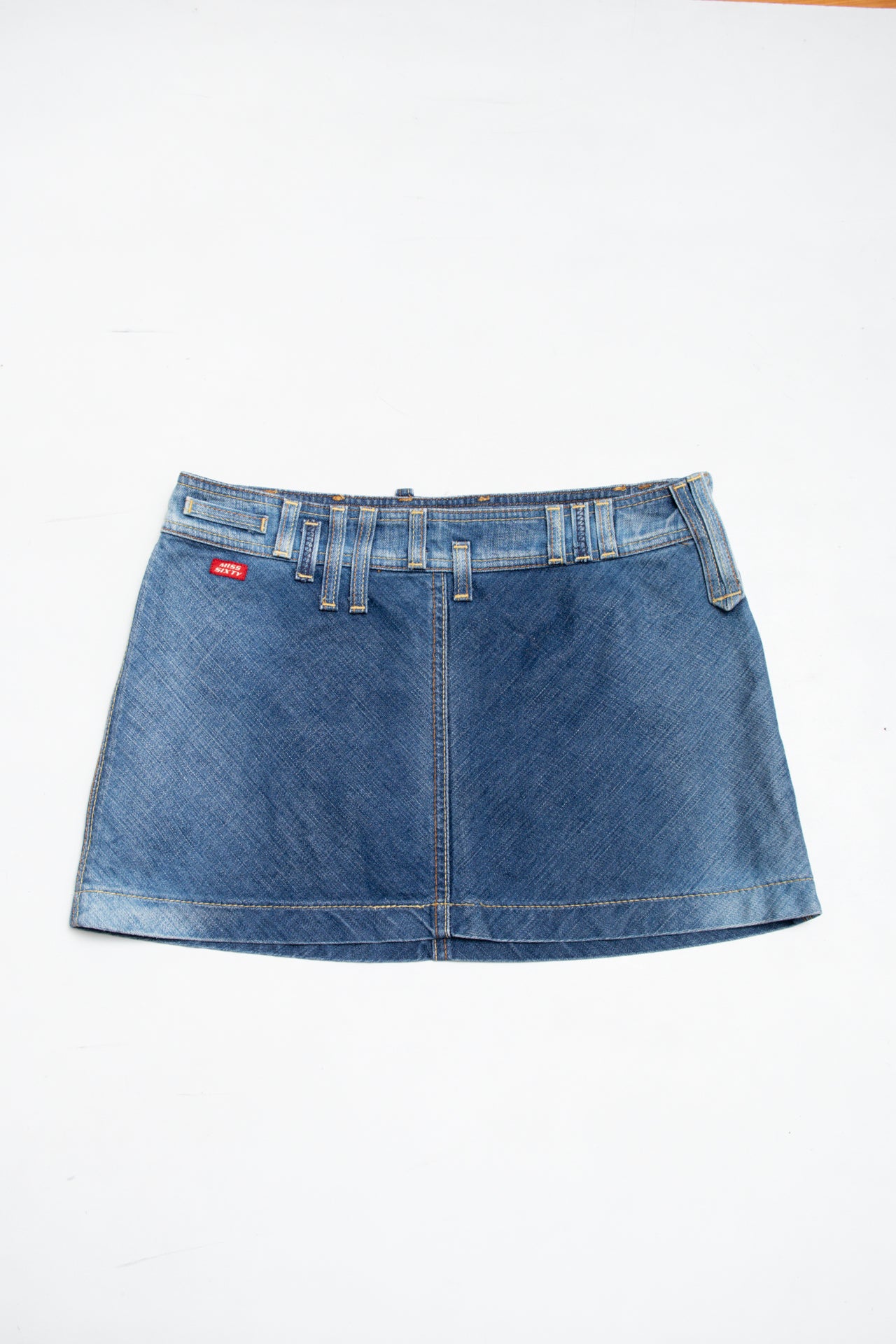 #199 Miss Sixty belt loop detail mii skirt | c. 160 | size 8