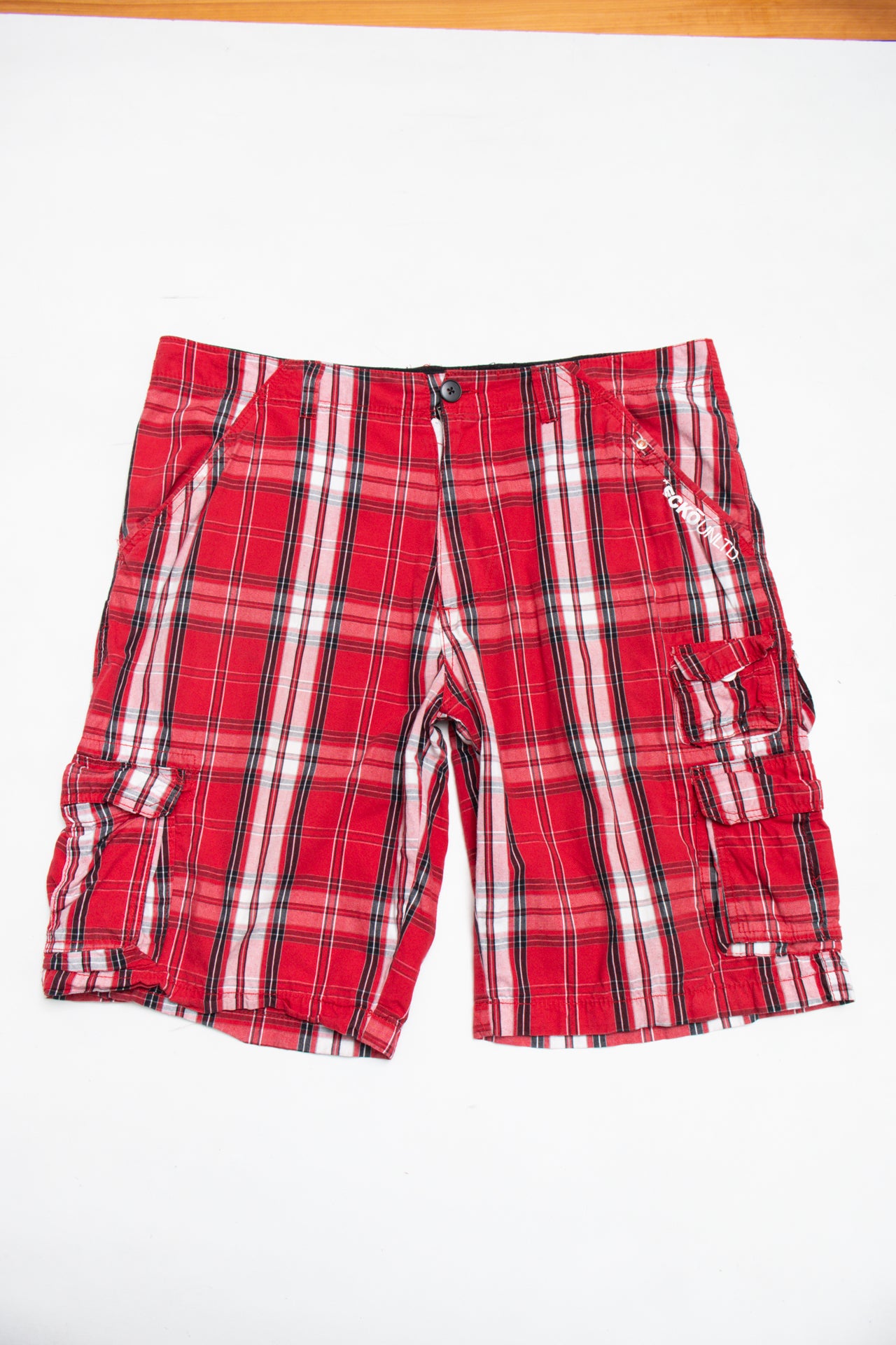 #49 ECKO UNLTD plaid shorts | c. 161 | size 16