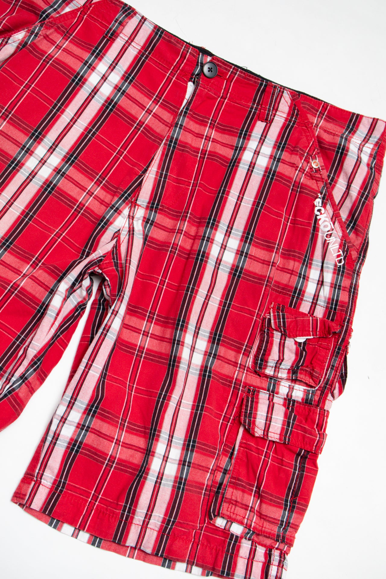 #49 ECKO UNLTD plaid shorts | c. 161 | size 16