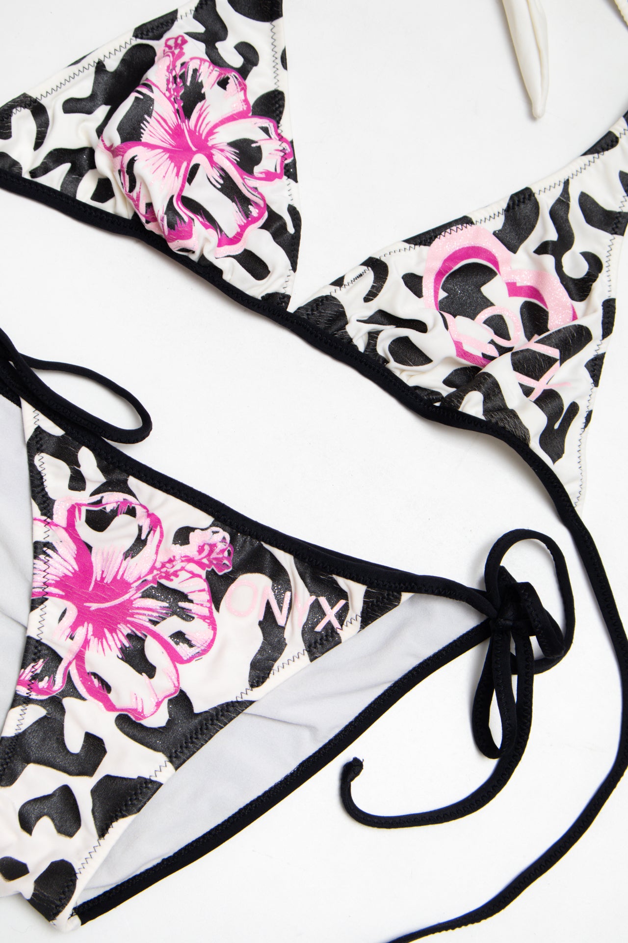 #73 Onyx flower heart print bikini set | c. 161 | size 10