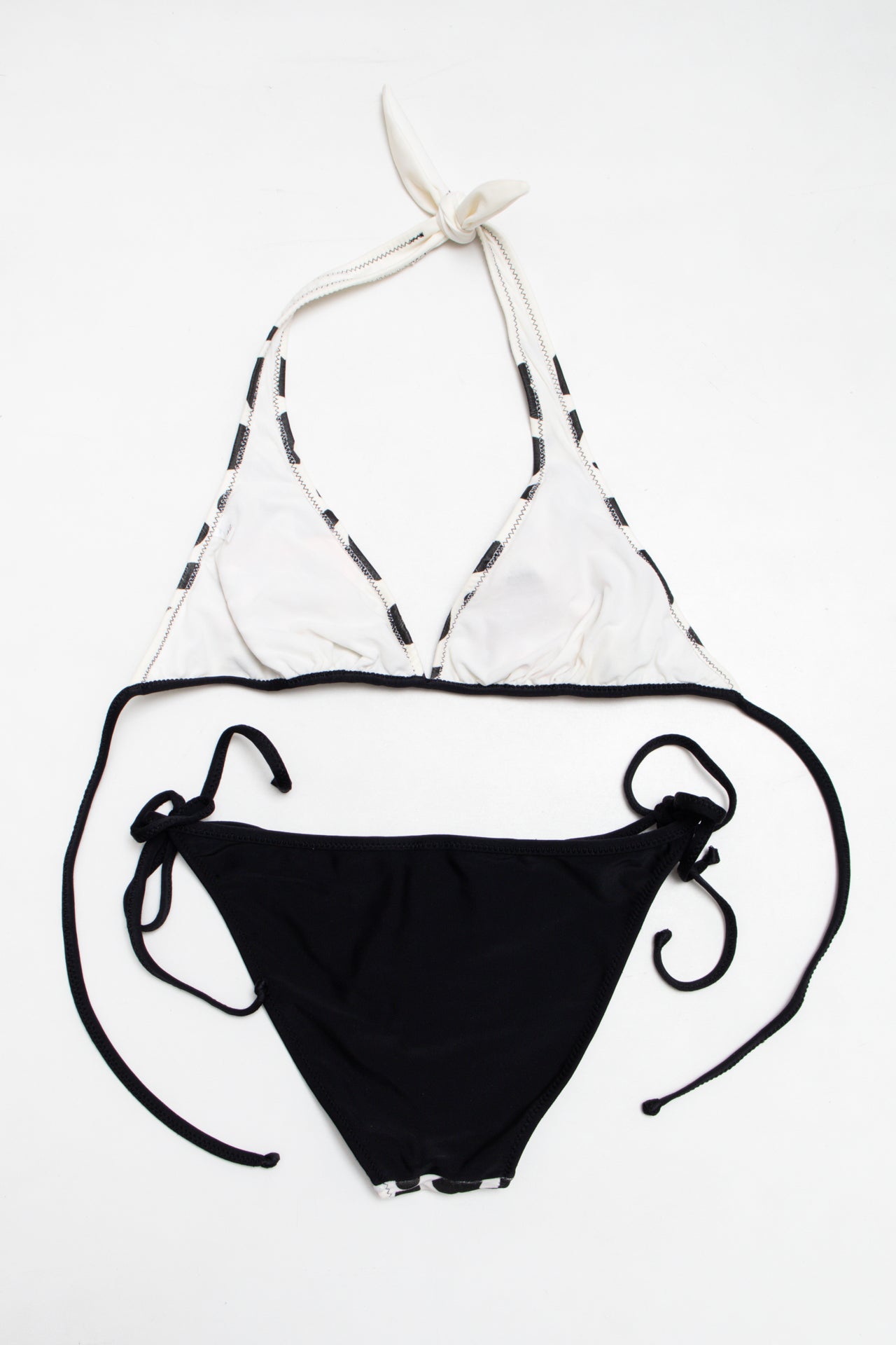 #73 Onyx flower heart print bikini set | c. 161 | size 10