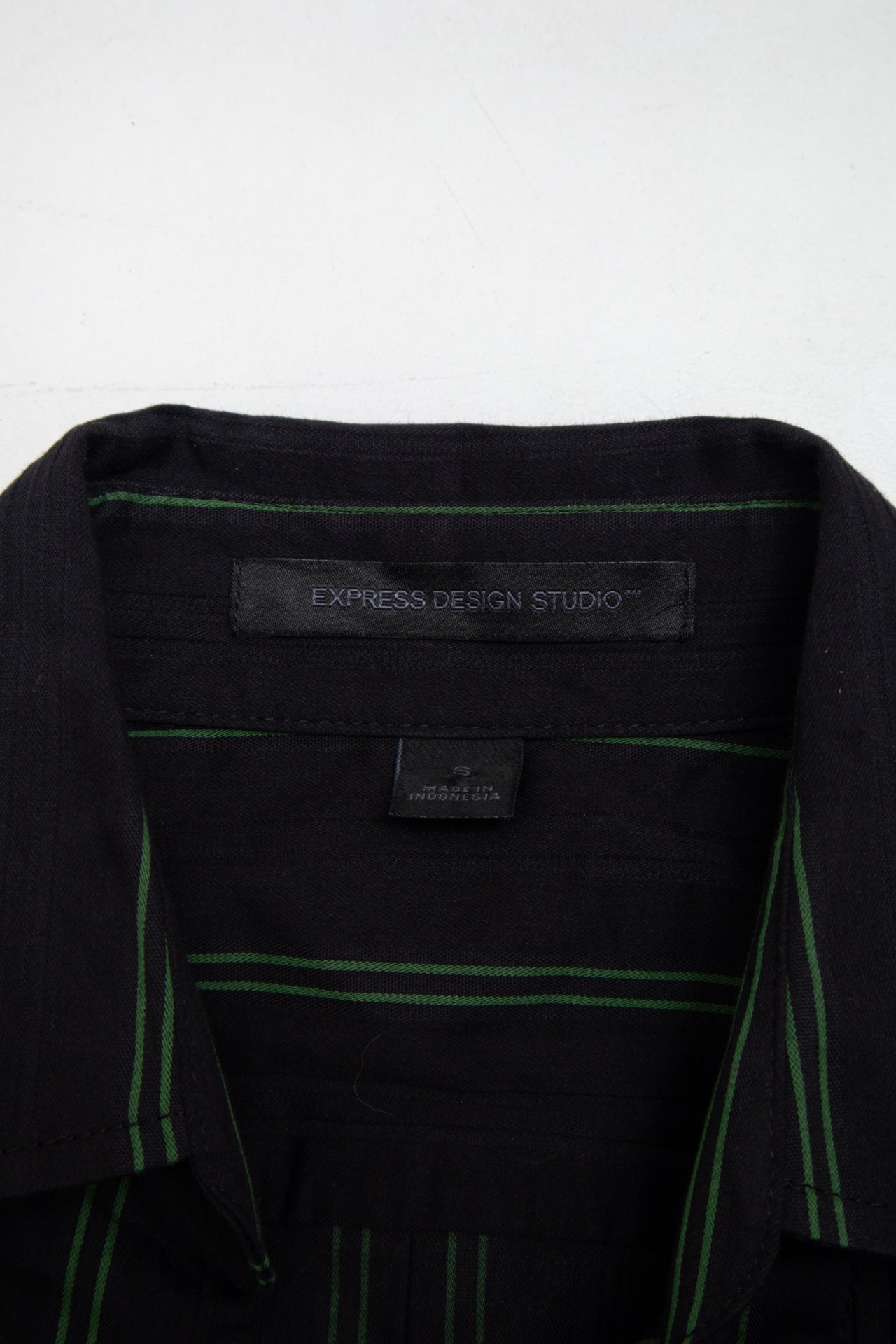 #103 green/black pinstripe button up | c. 161 | size 8