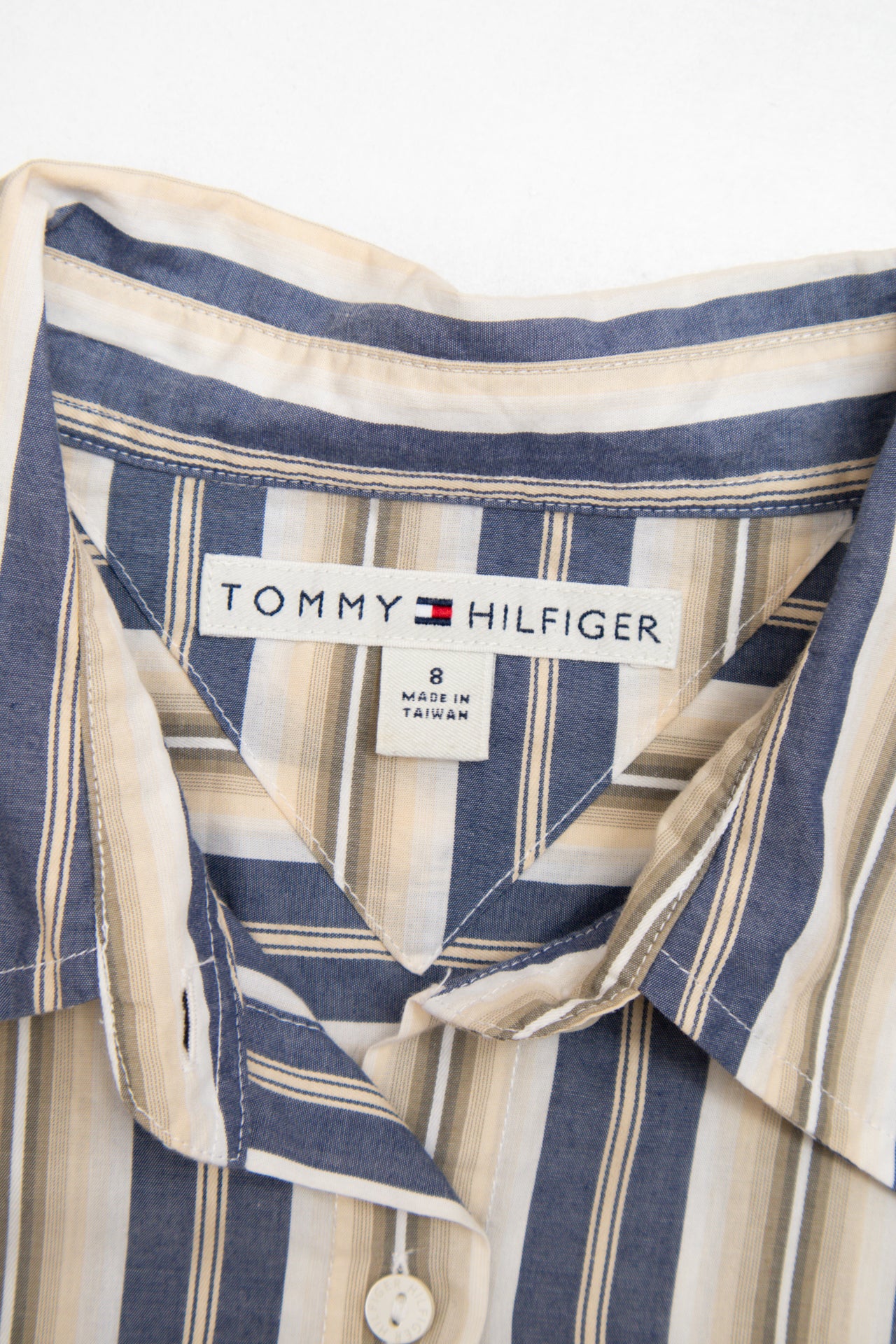 #106 Tommy Hilfiger cotton button up | c. 161 | size 8