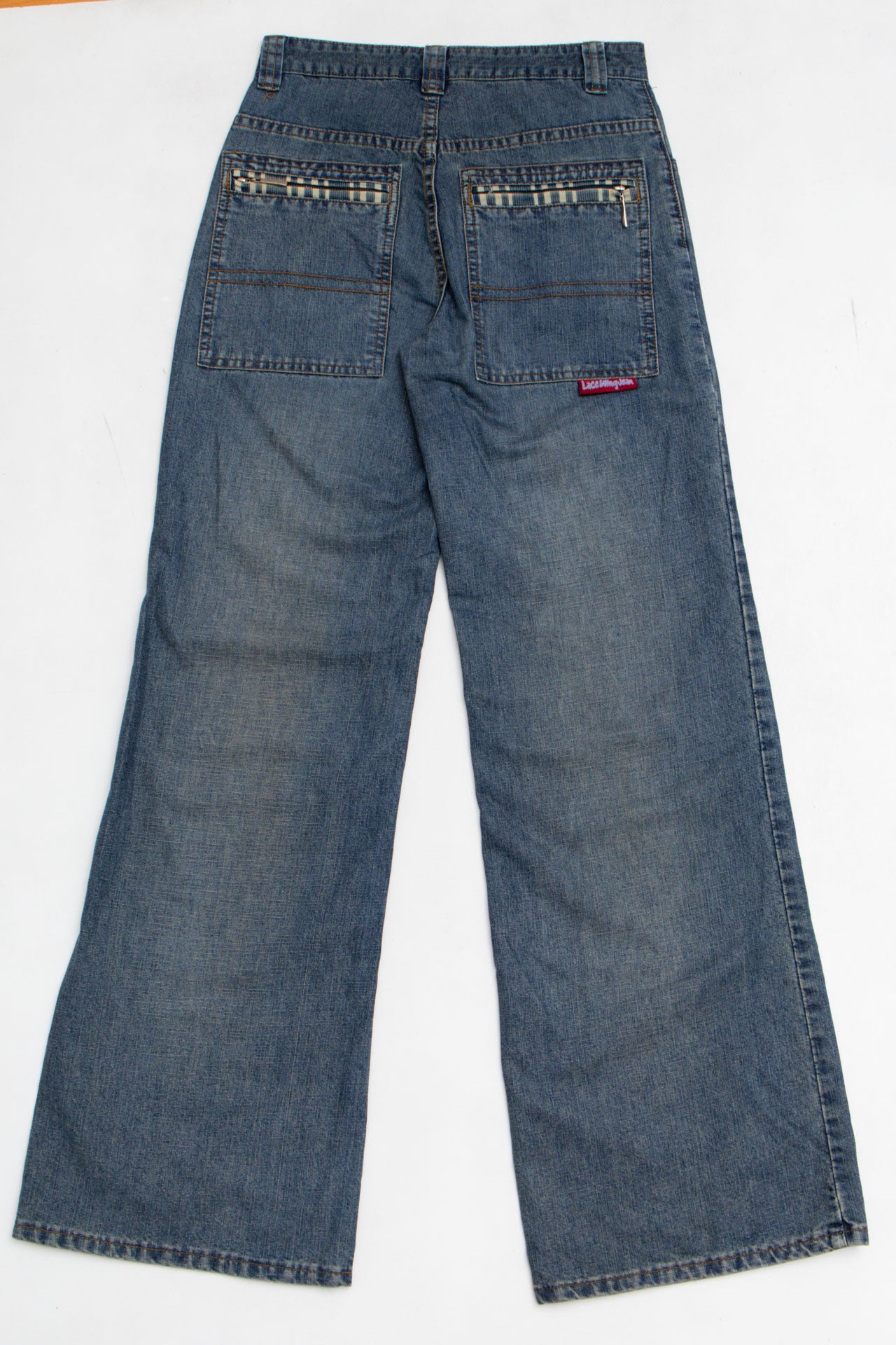 #64 Detailed Straight Leg Jeans | C.147 | Size 8