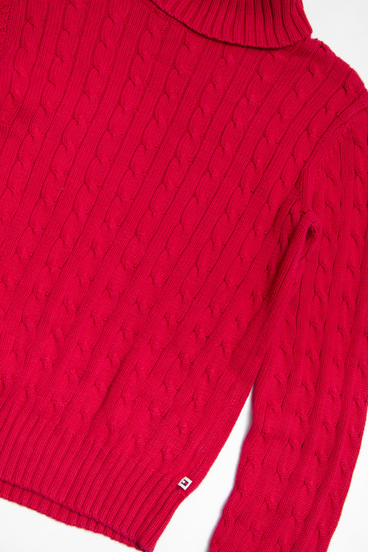 #142 Tommy Hilfiger magenta cotton jumper | c. 161 | size 8