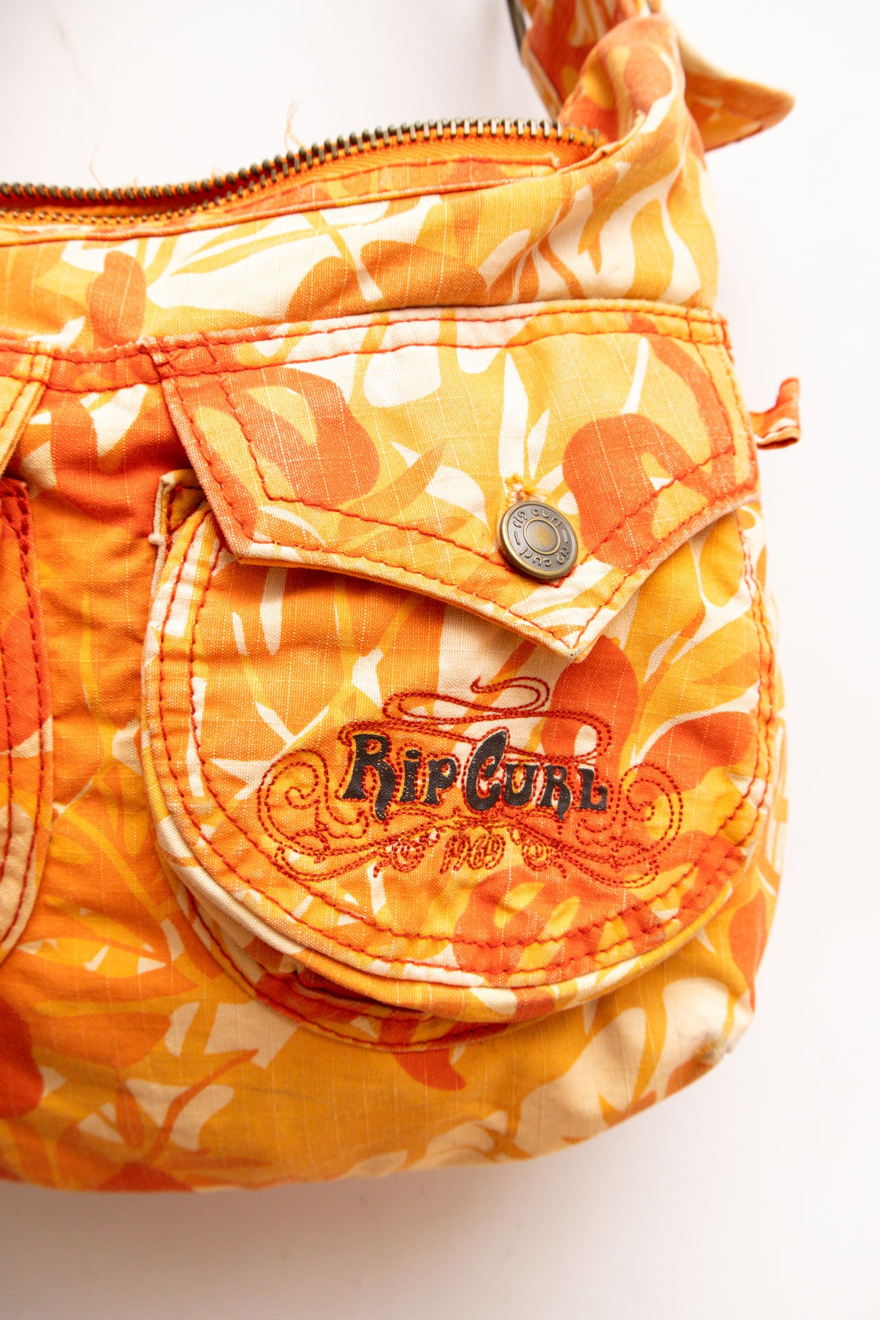 #101 Rip Curl Patterned Shoulder Bag | C.147