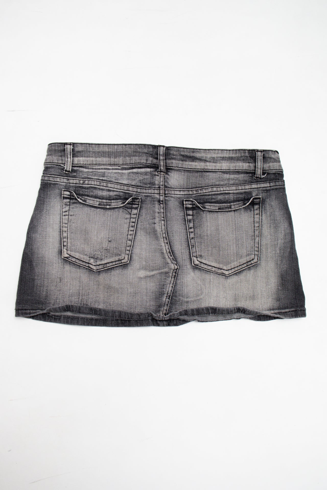 #175 grey wash denim mini skirt | c. 161 | size 8/10