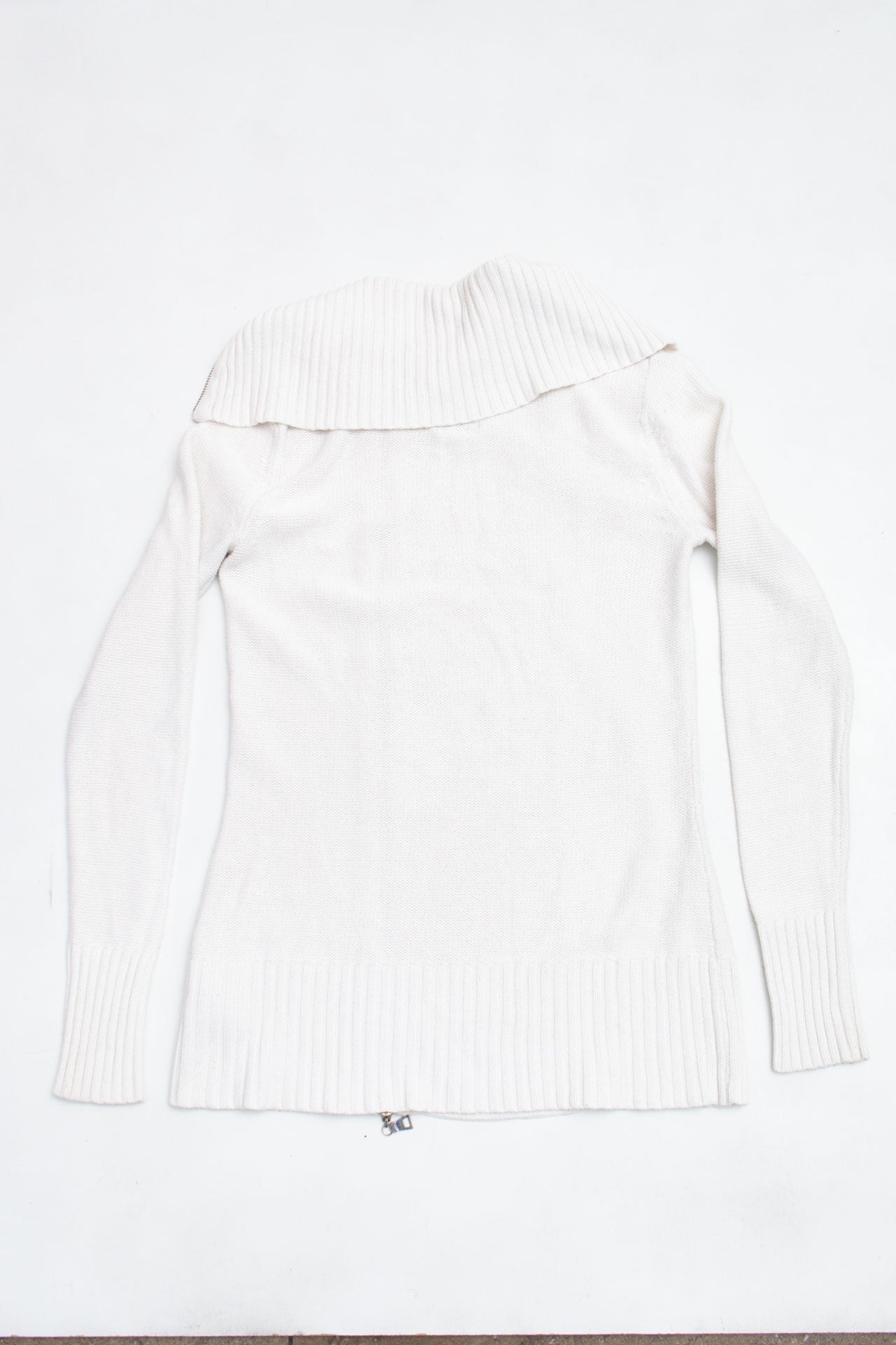 #01 Guess Asymmetrical Knit | Mikey's Picks | Size 10