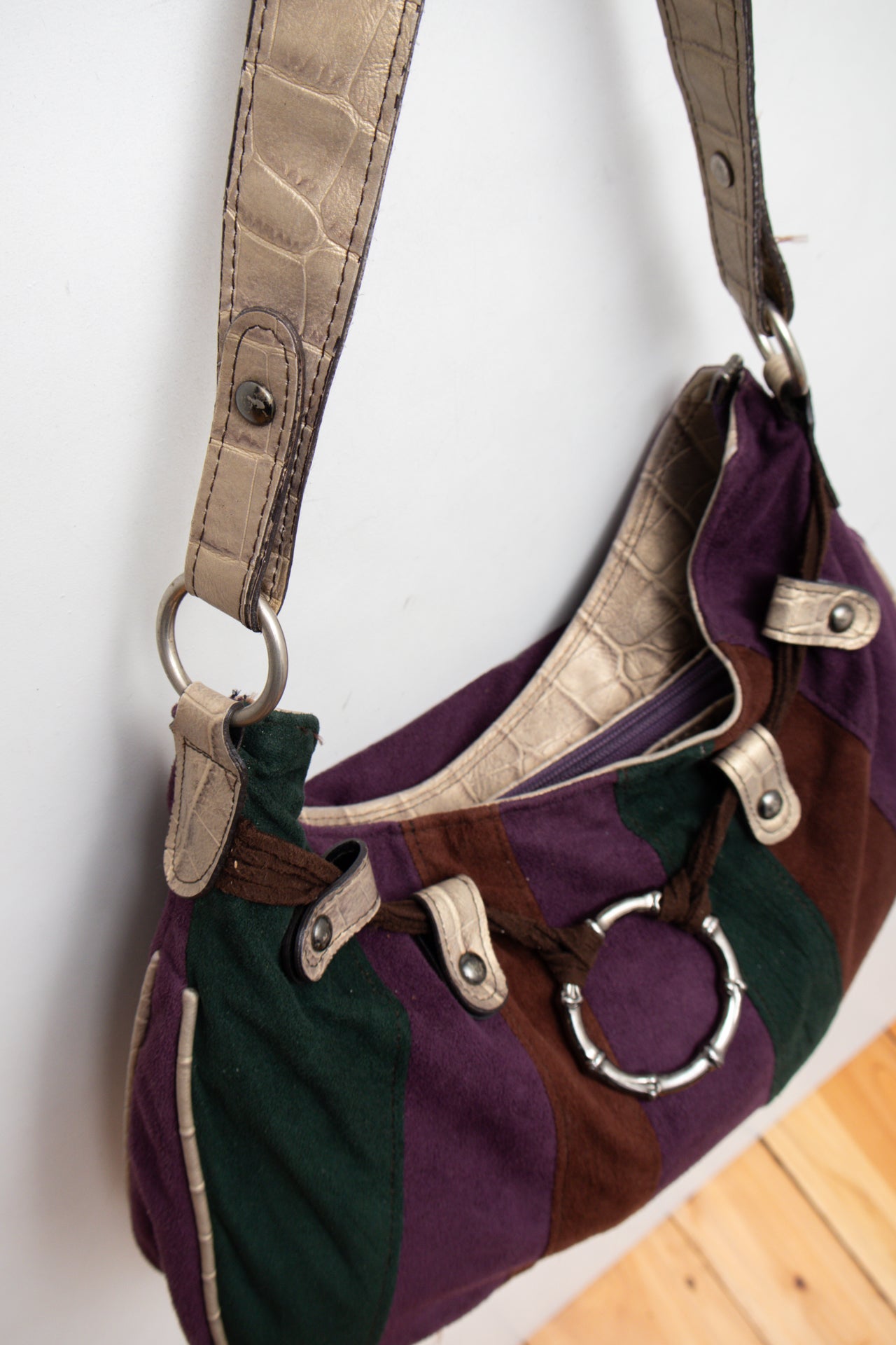 #228 Rich faux suede ring detail bag | c. 161