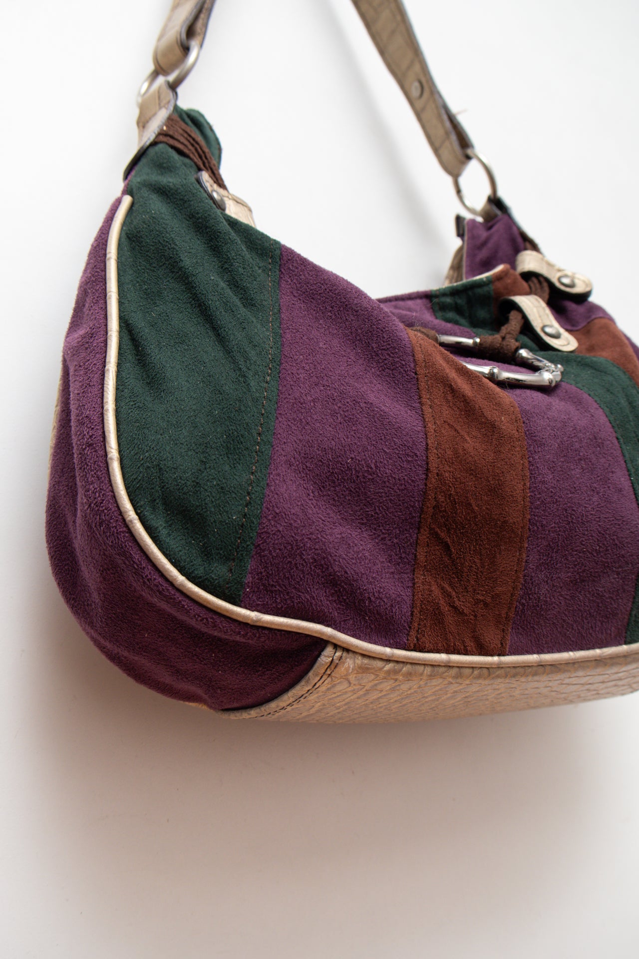 #228 Rich faux suede ring detail bag | c. 161