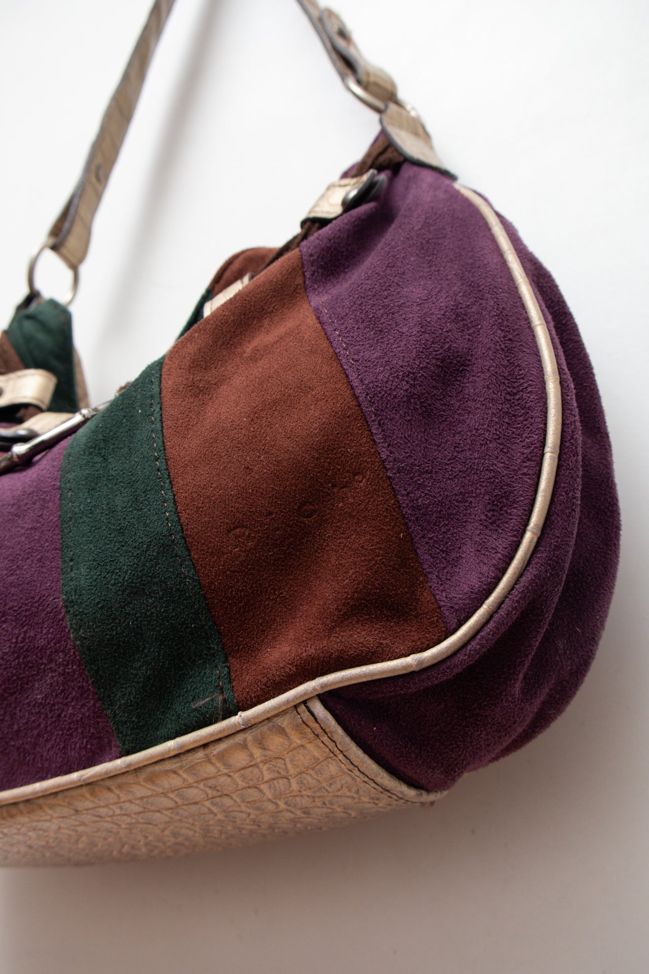 #228 Rich faux suede ring detail bag | c. 161