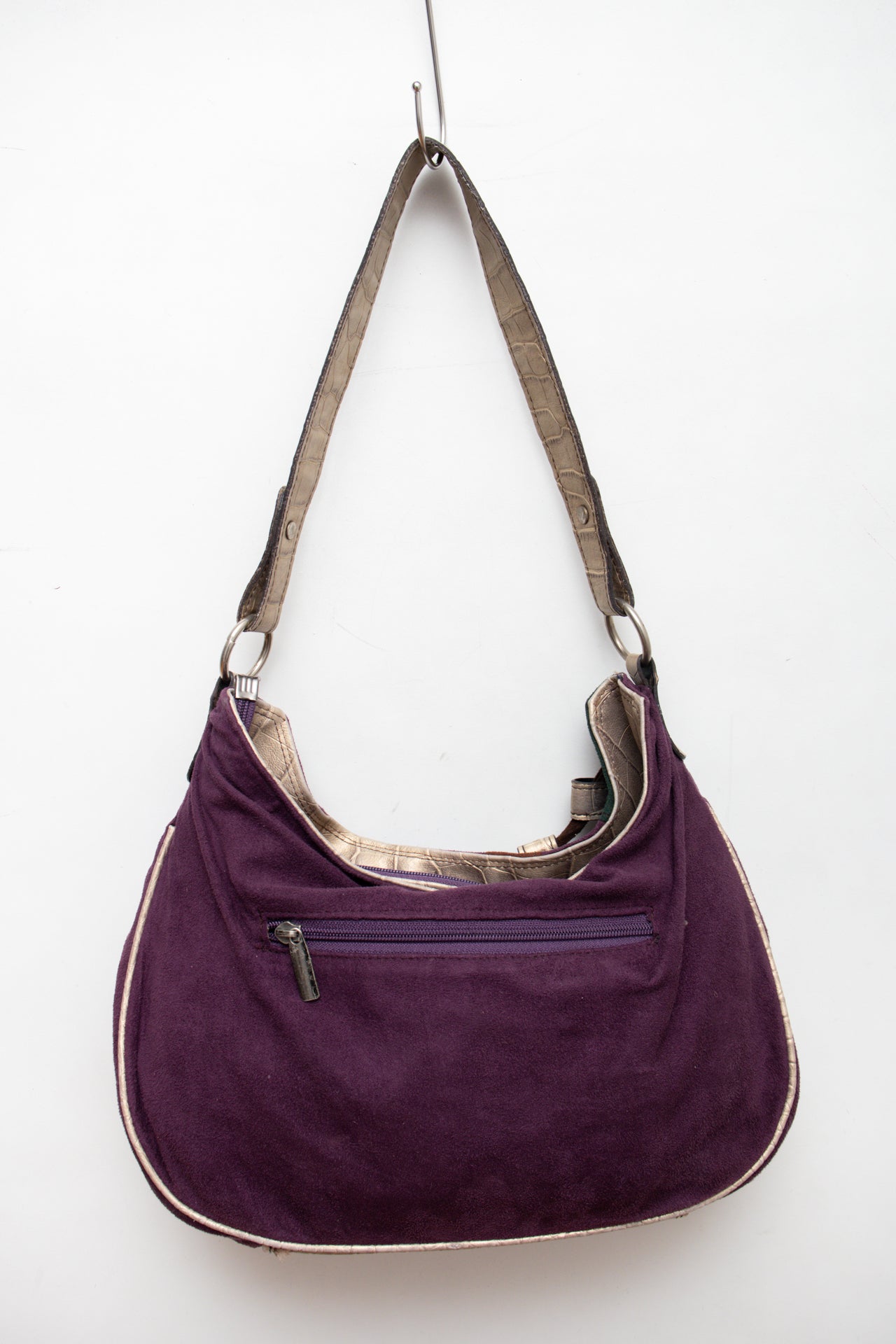 #228 Rich faux suede ring detail bag | c. 161