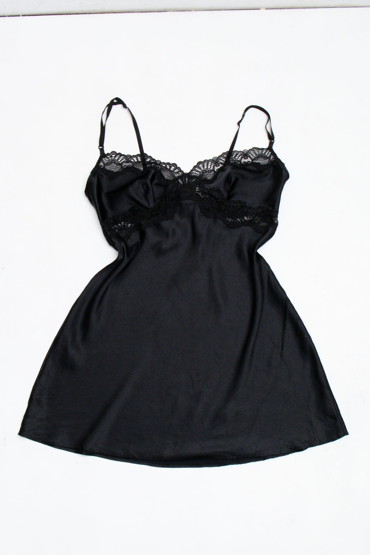 #50 VS Black Satin Slip | Manoit's Picks | Size 10