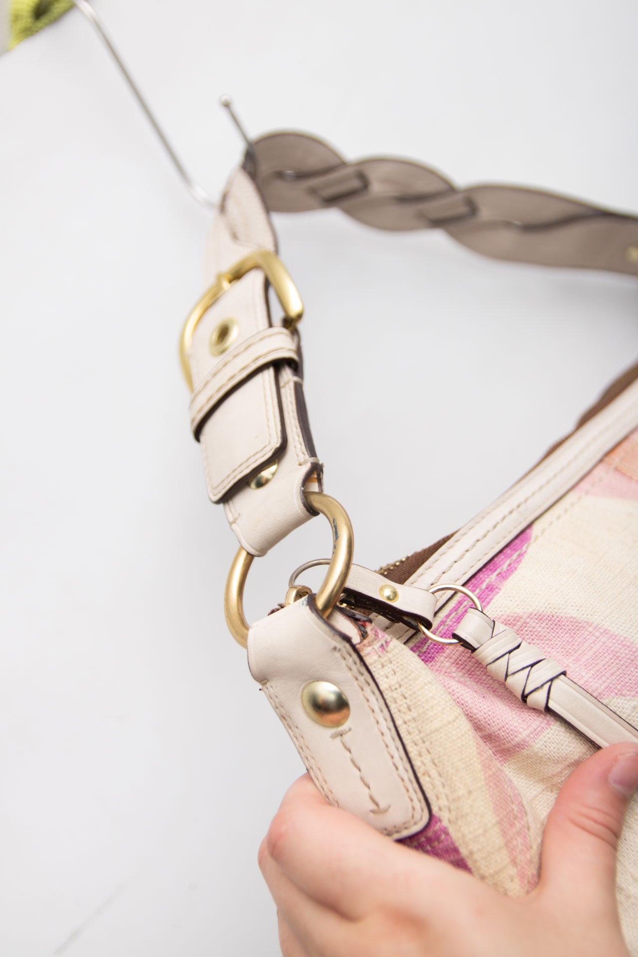 #81 Coach Shoulder Bag | Mamma Mia