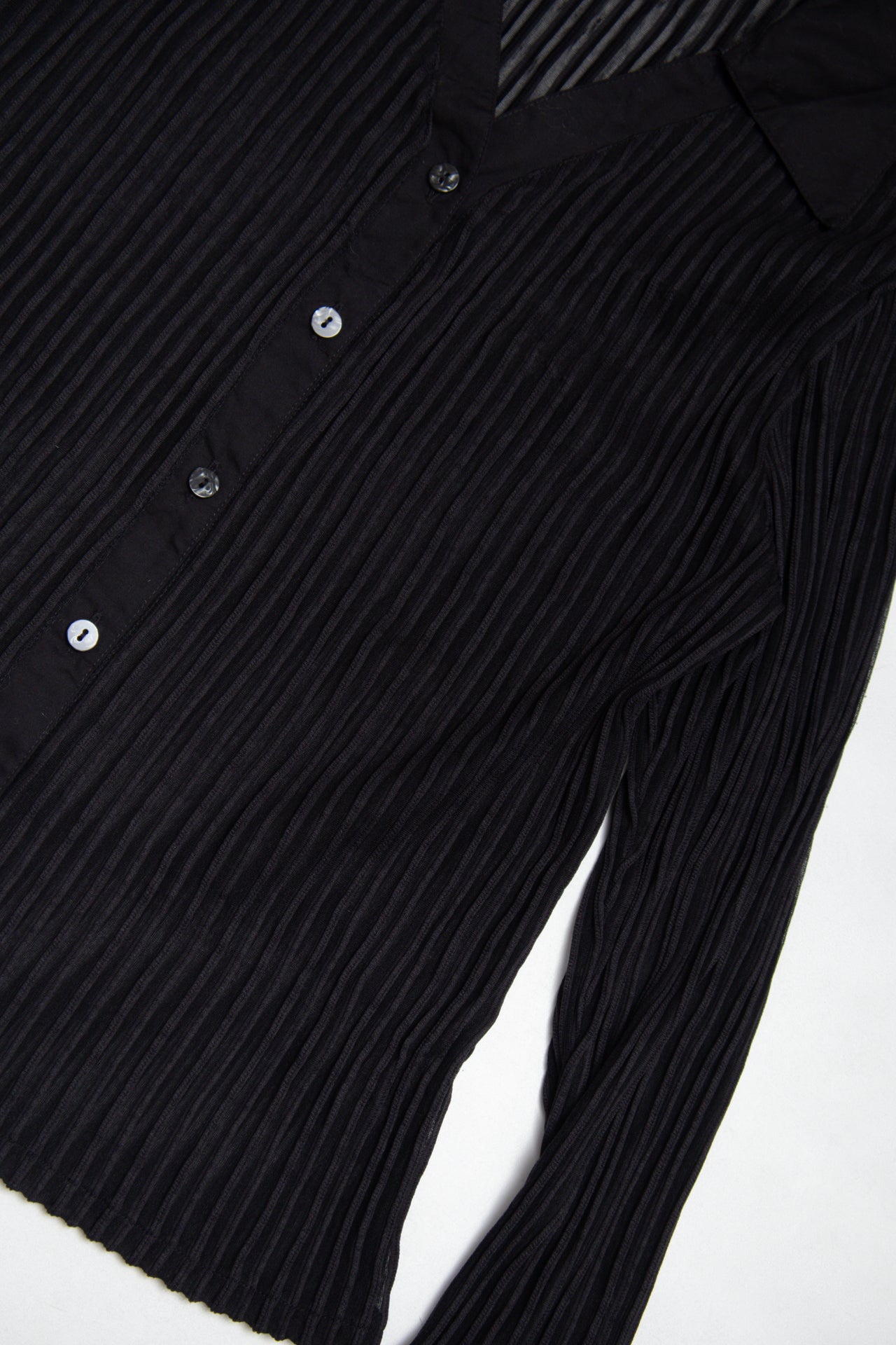 #09 ribbed textured mesh blouse | c. 162 | size 10