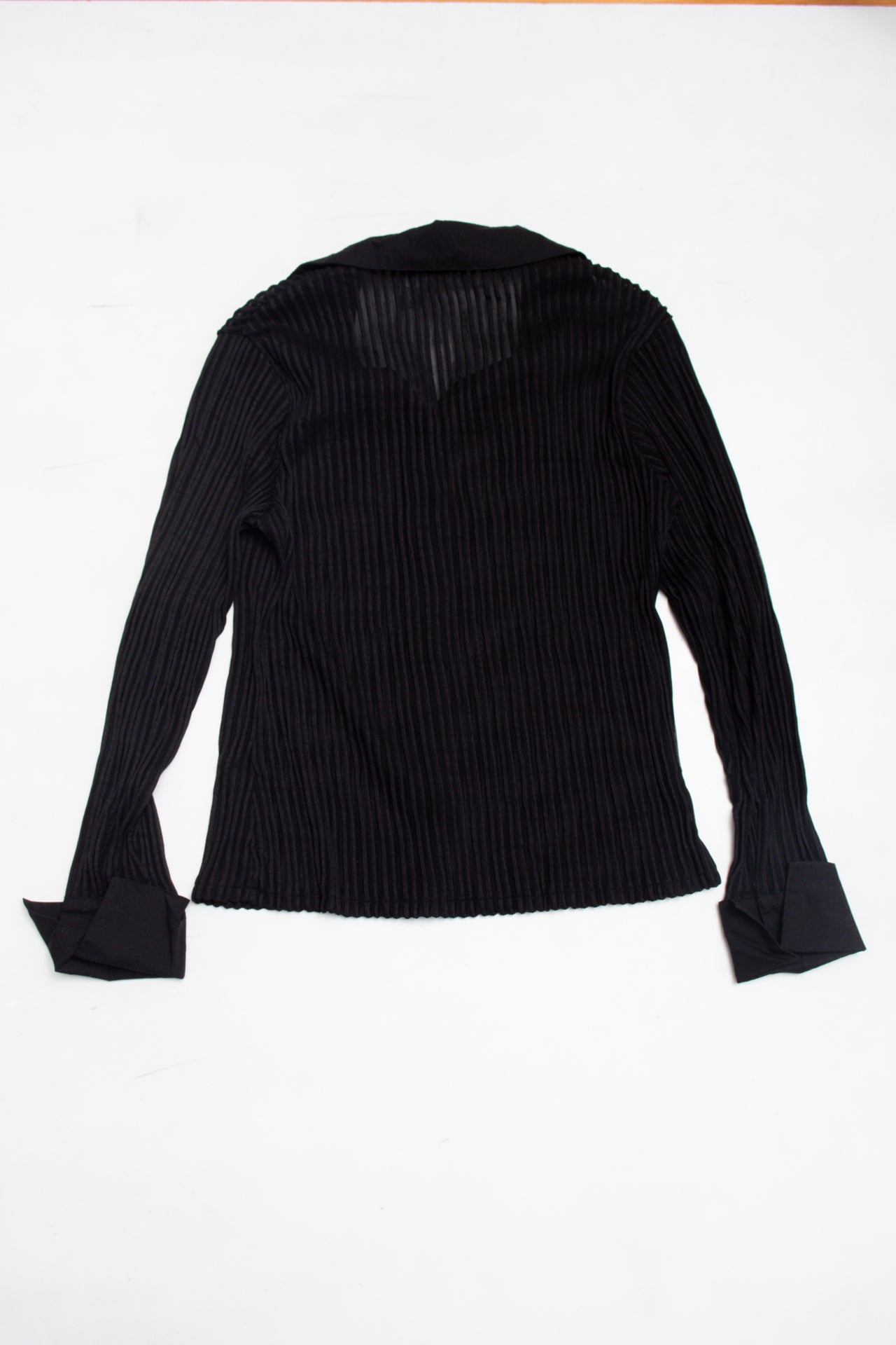 #09 ribbed textured mesh blouse | c. 162 | size 10