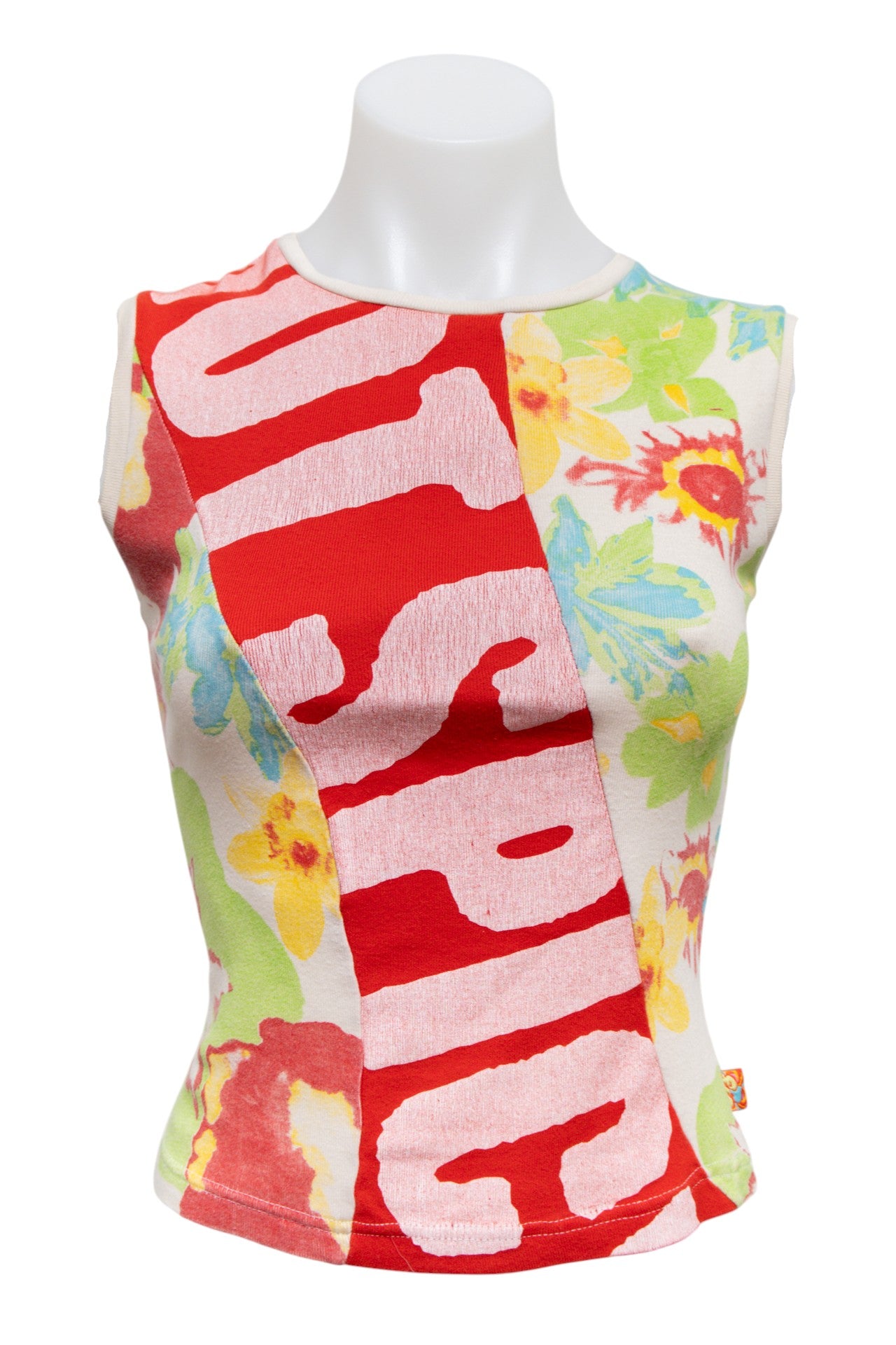 #18 Graphic Red Tank | c. 181 | Size 10