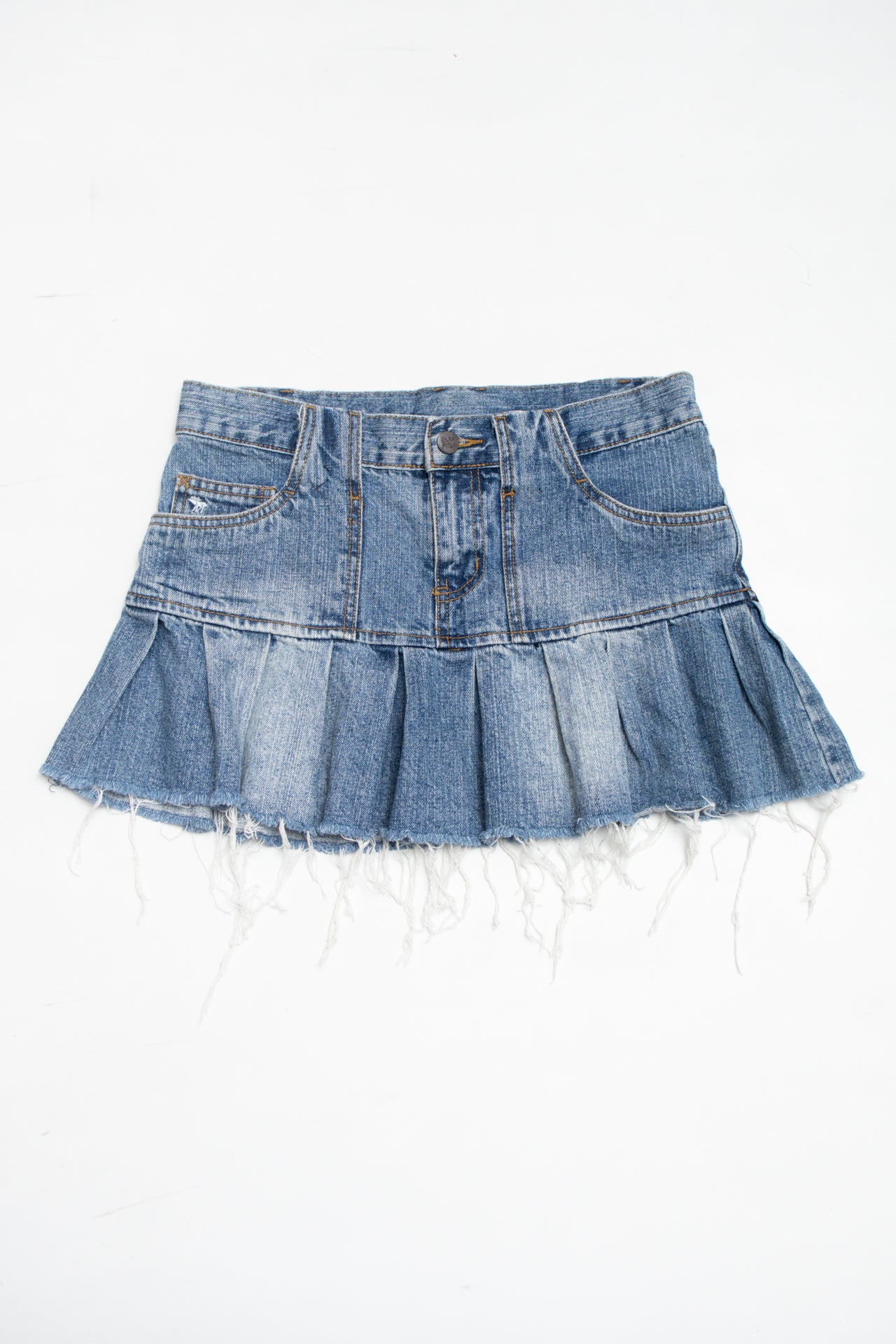 #26 Pleated frayed hem denim mini skirt | c. 162 | size 8