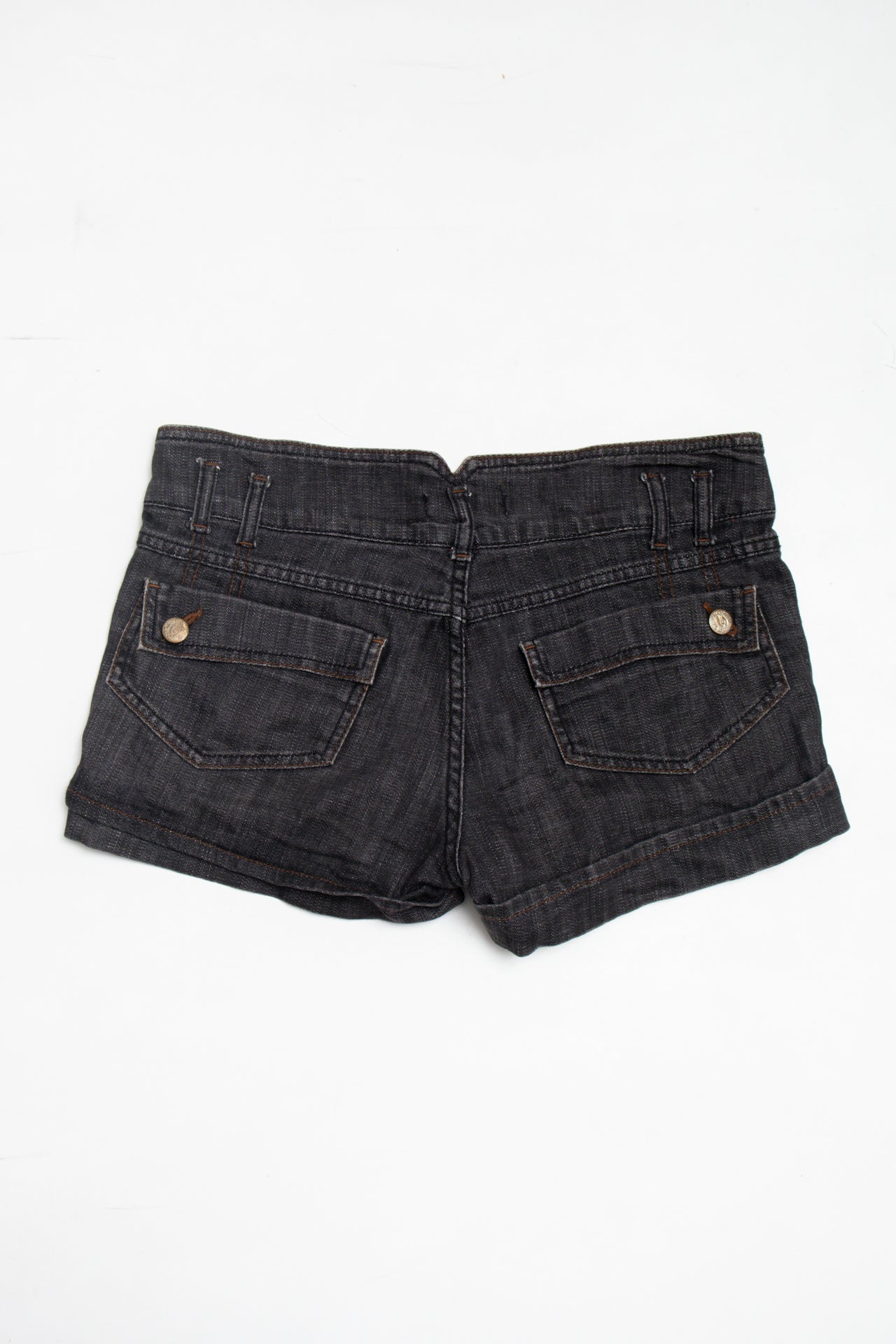 #30 pleated grey denim mini shorts | c. 162 | size 8