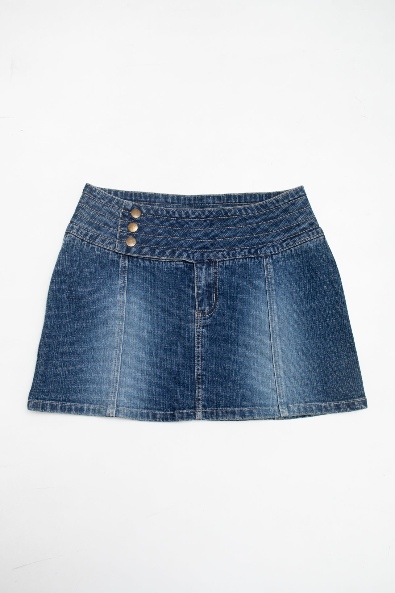 #37 SOPHIE triple button denim mini skirt | c. 162 | size 4/6