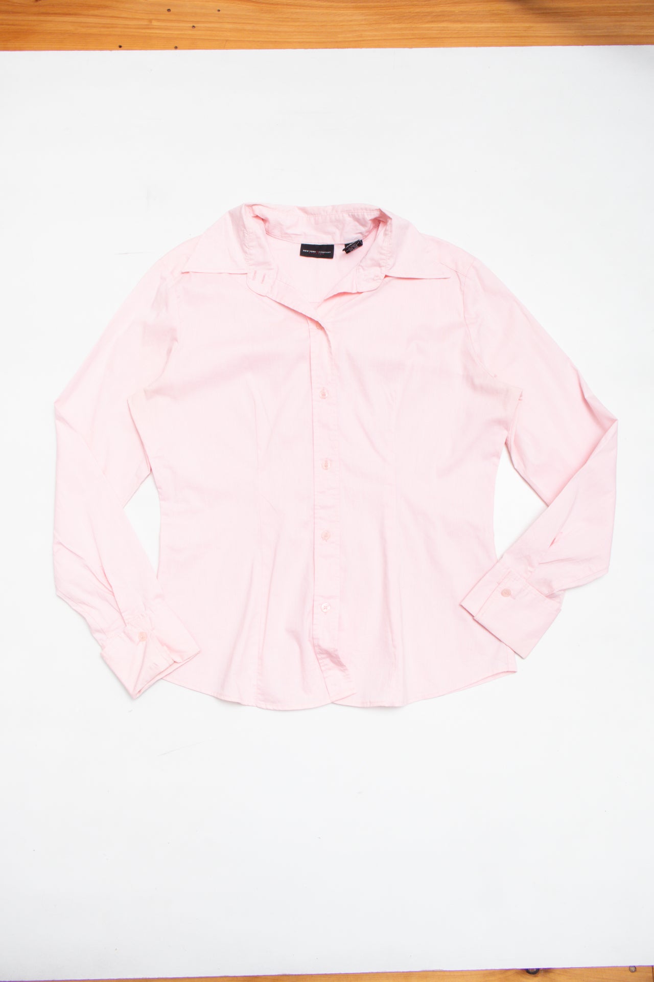 #68 New York & Company cotton blend button up | c. 162 | size 10