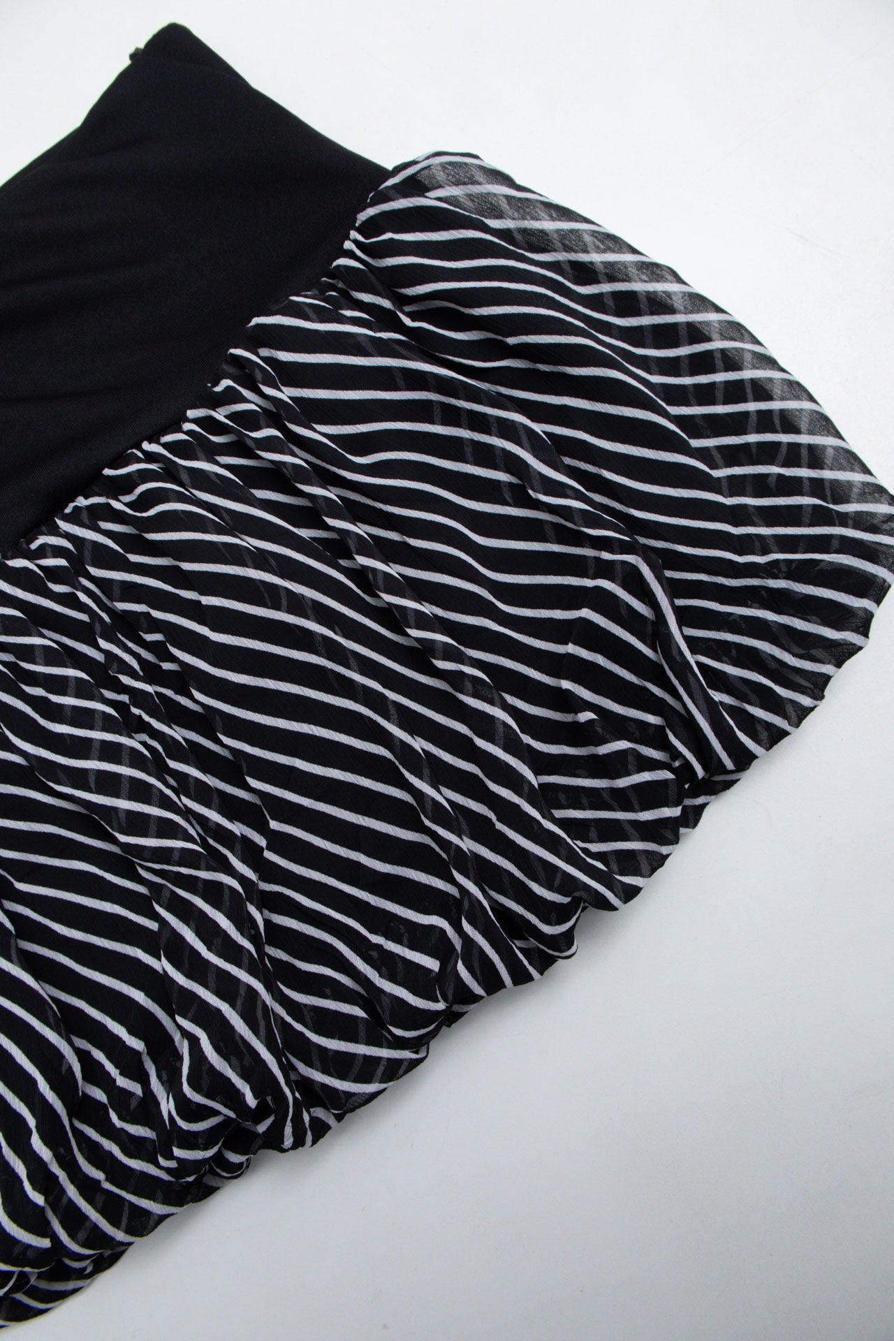 #45 Black White Striped Balloon Mini | Short n Sweet | Size 8