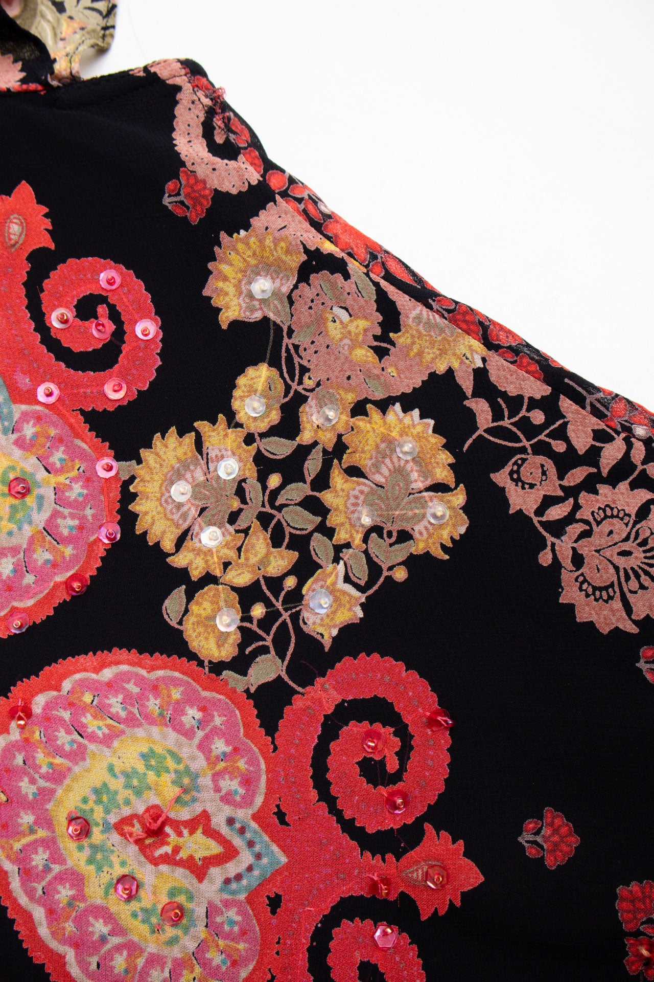 #05 Rouge Floral Top | C. 149 | Size 10