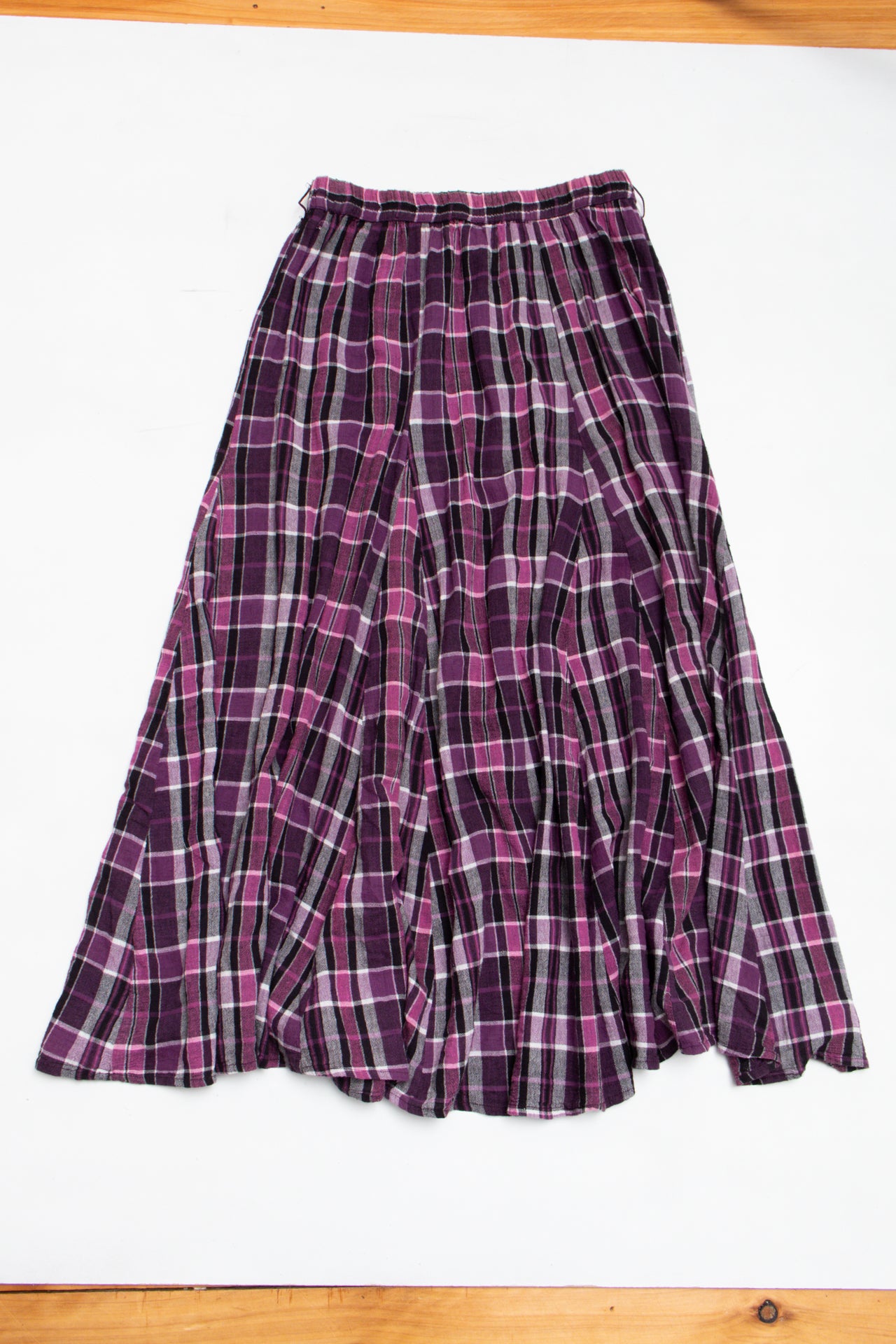 #121 White Stag plaid midi skirt | c. 162 | size 8/10