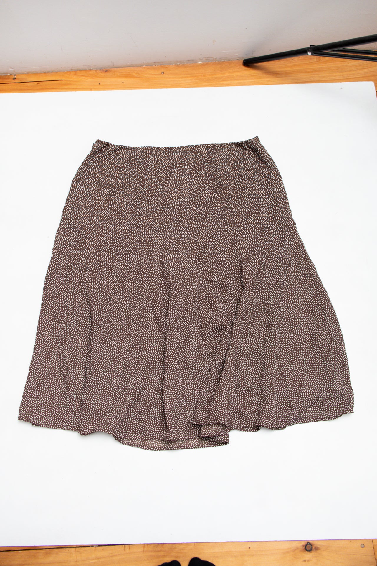 #127 Emma James polka dot midi skirt | c. 162 | size 12
