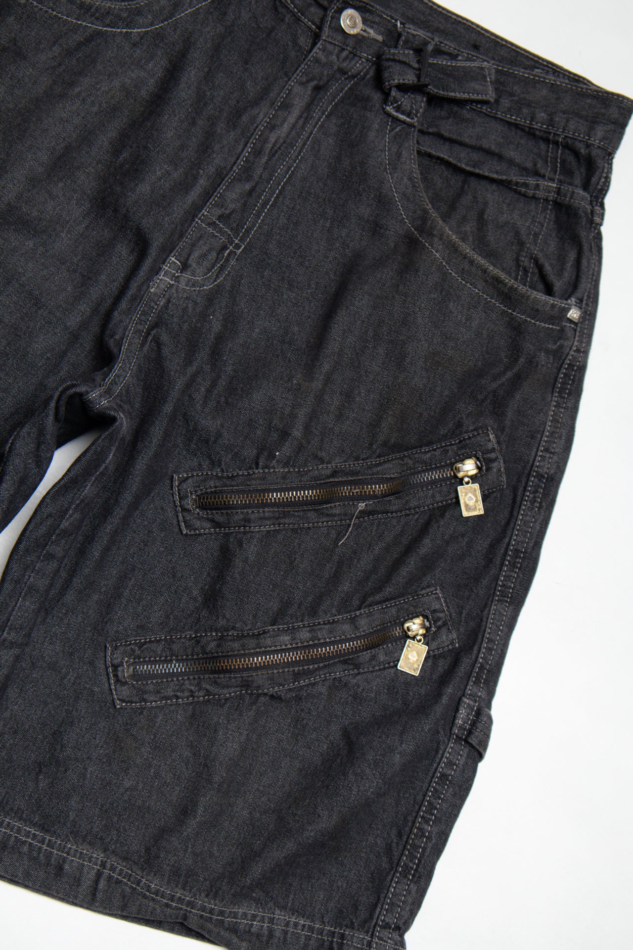 #130 FOX denim zipped pockets denim shorts | c. 162 | size 8