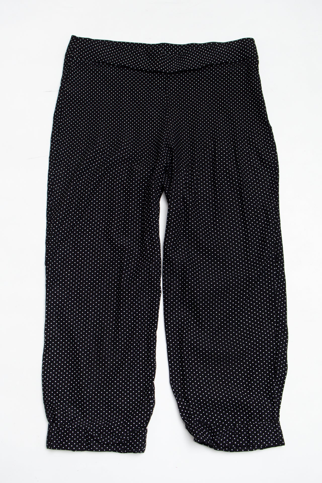#131 Ella J polka dot capri pants | c. 162 | size 8