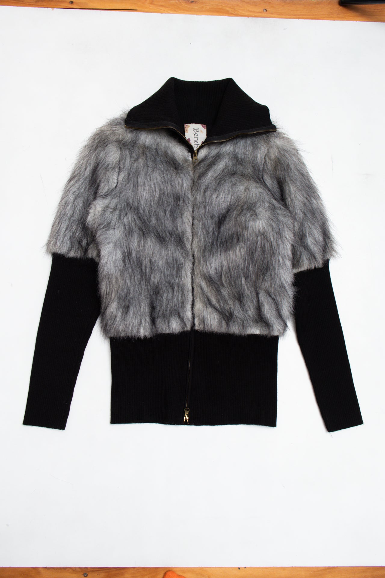 #146 Bershka faux fur zipped jacket | c. 162 | size 6/8