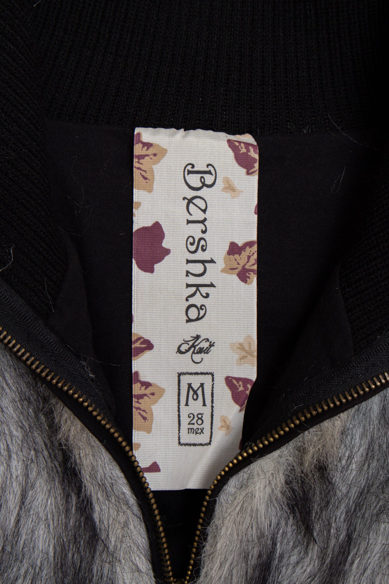 #146 Bershka faux fur zipped jacket | c. 162 | size 6/8