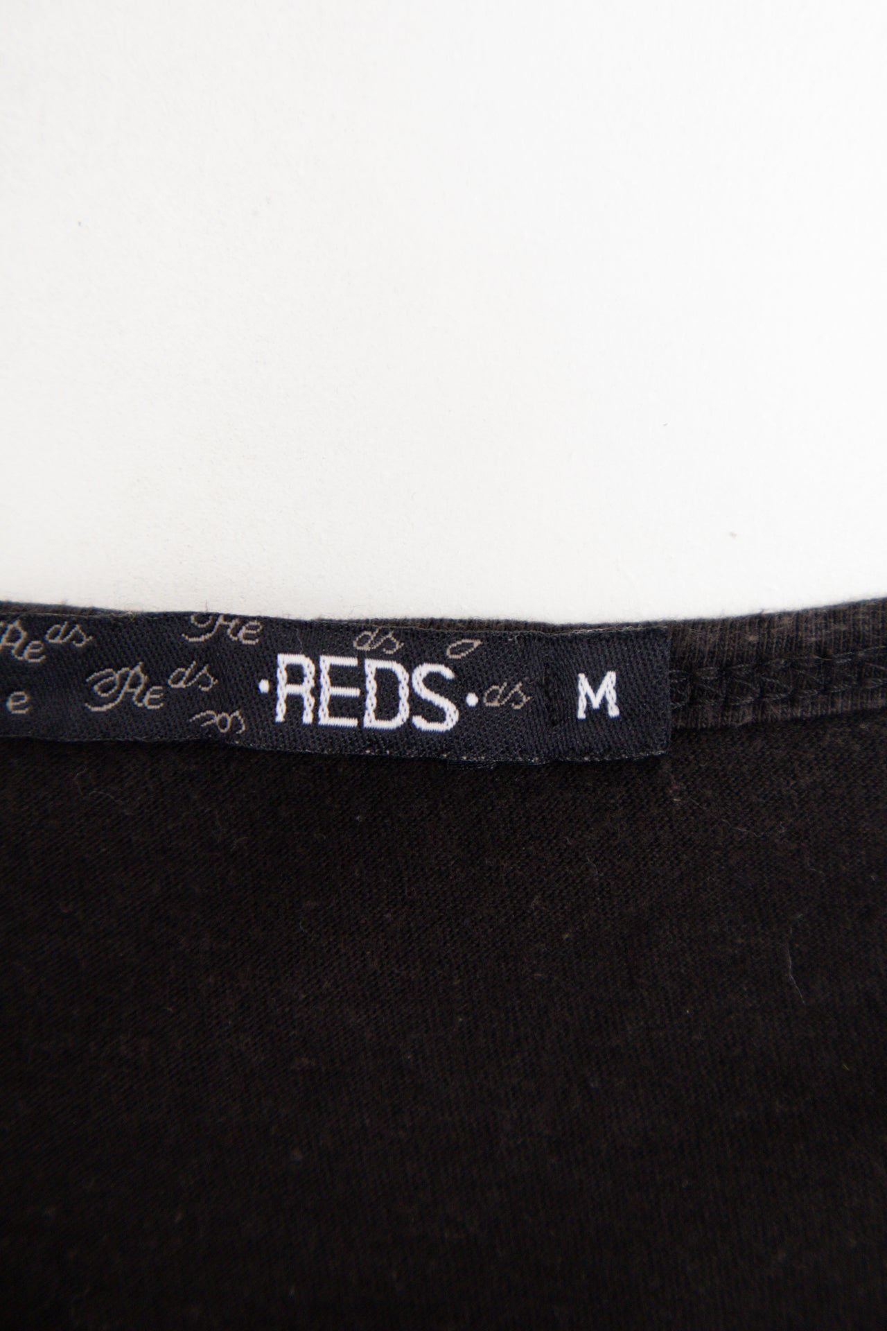 #166 50% Single reds baby tee | c. 162 | size 8