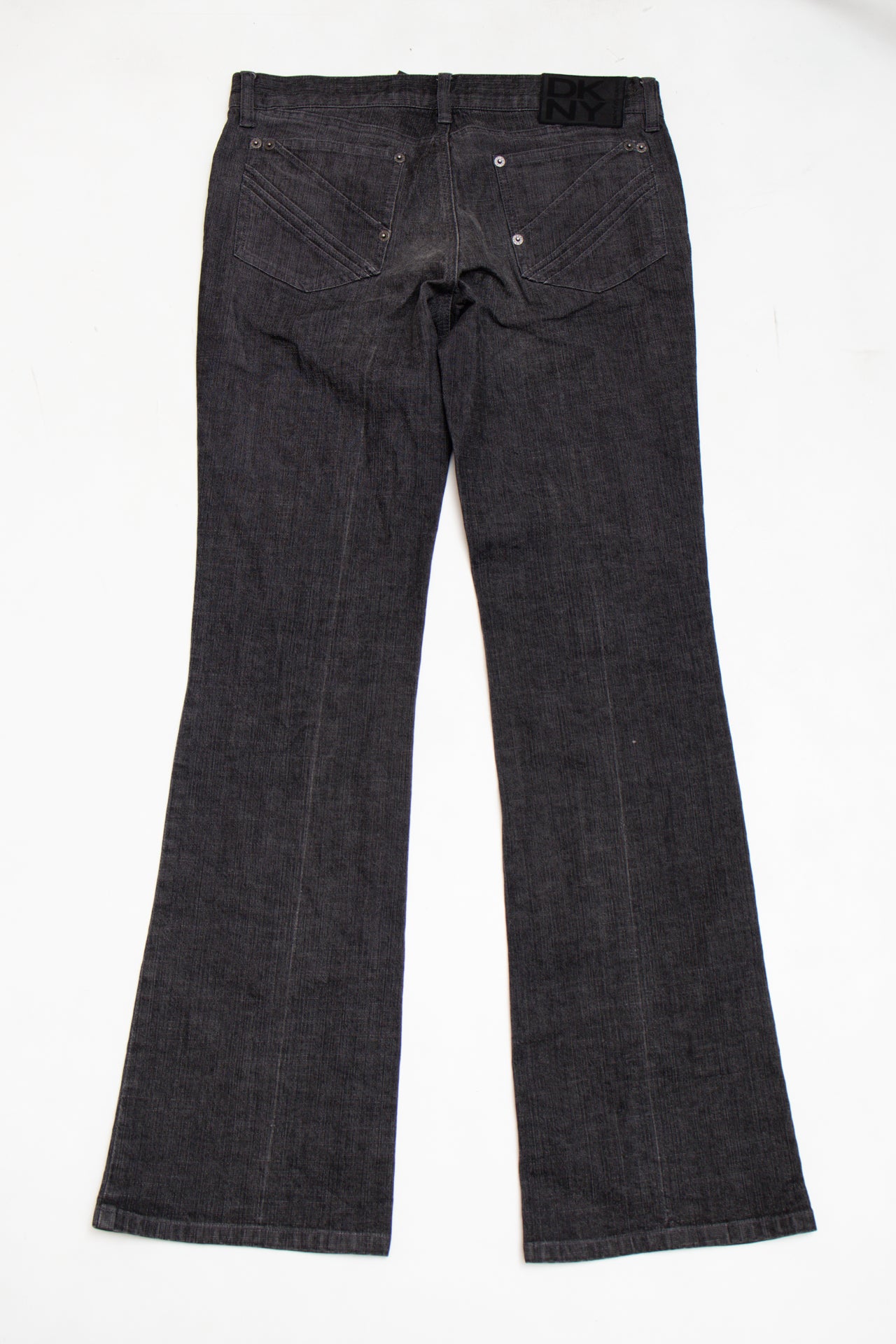 #180 DKNY grey wash jeans | c. 162 | size 8